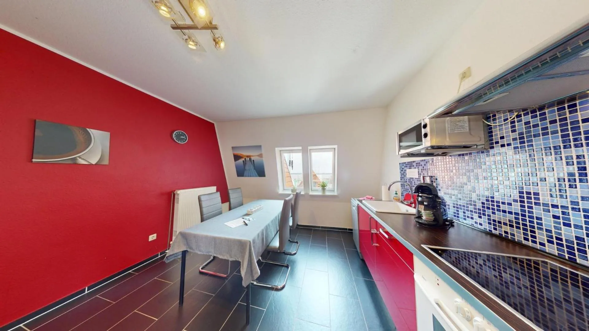 Kitchen or kitchenette in Apartments am Sund
