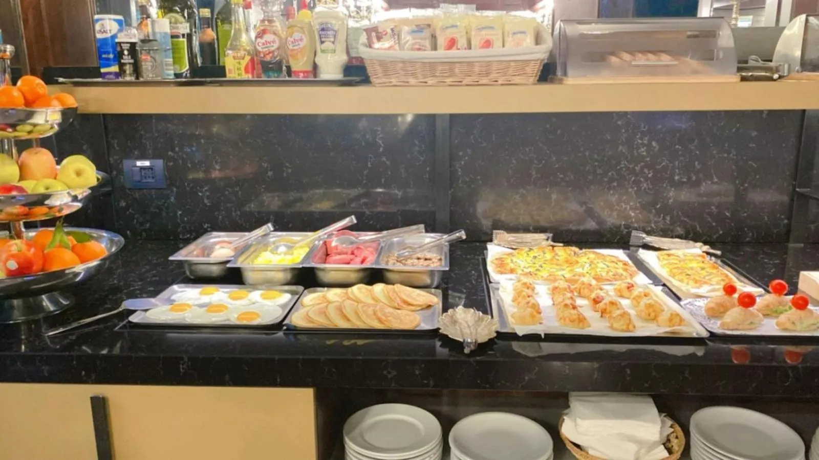 Breakfast in Hotel Mythos