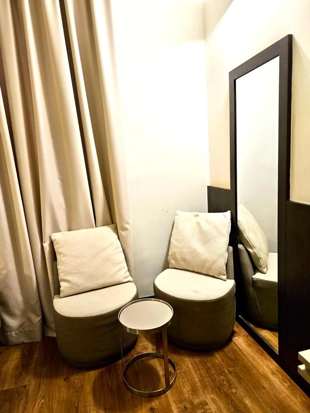 Living room in Hotel Mythos