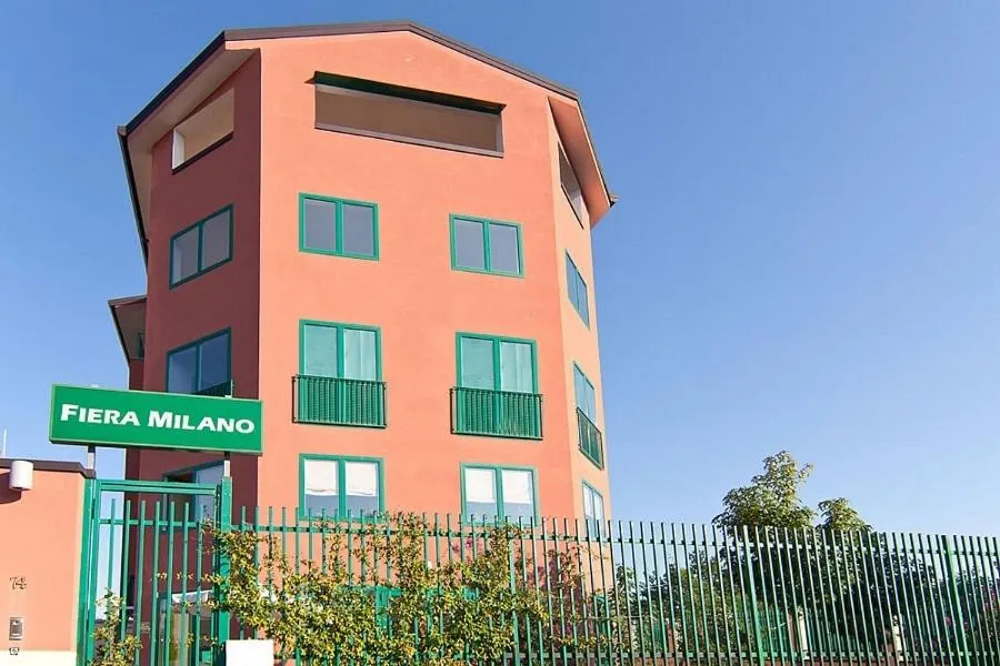Facade/entrance in Hotel Fiera Milano