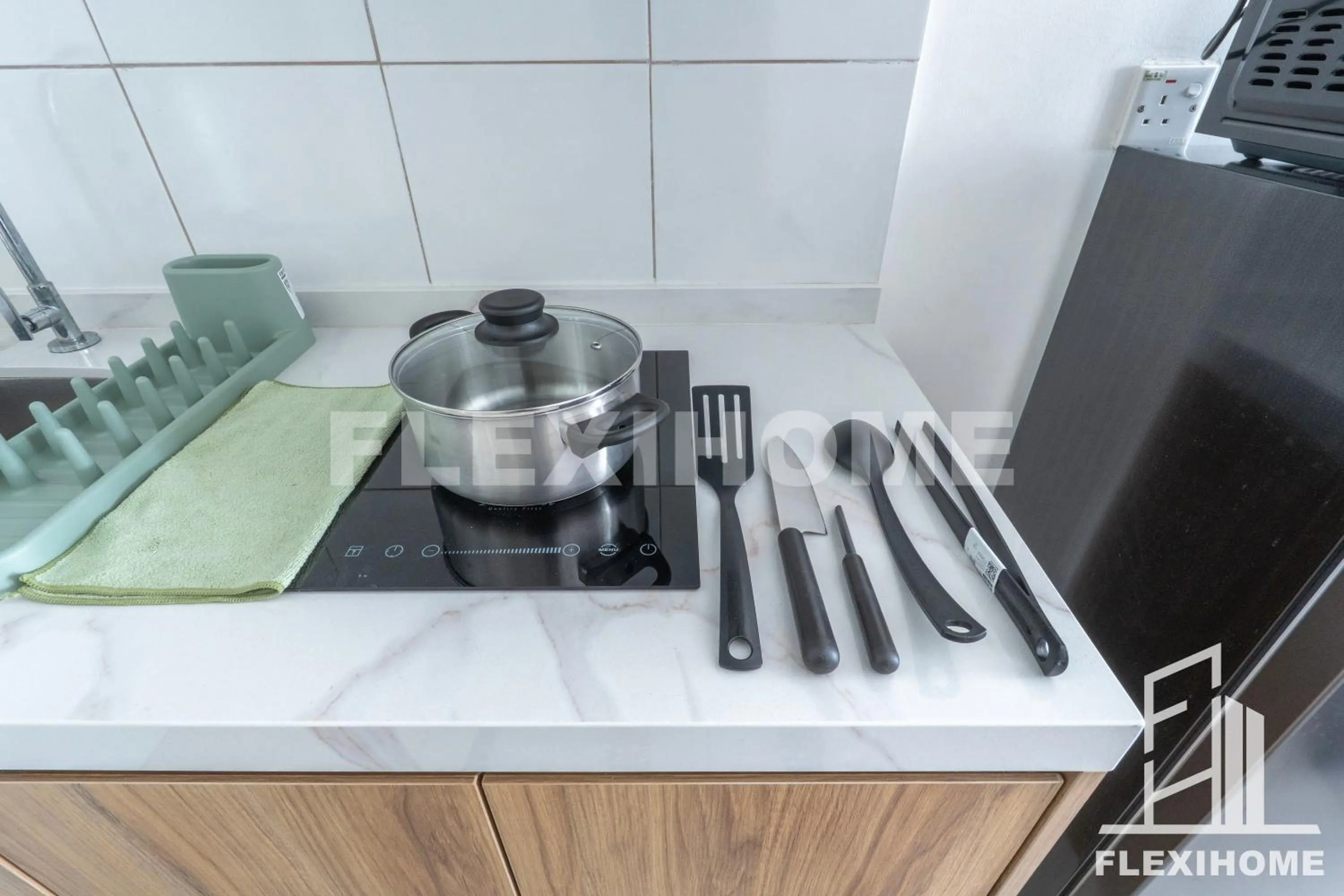 KLIA-KLIA 2, Comfy Studio, Horizon Suites Sepang-Dengkil by Flexihome-MY