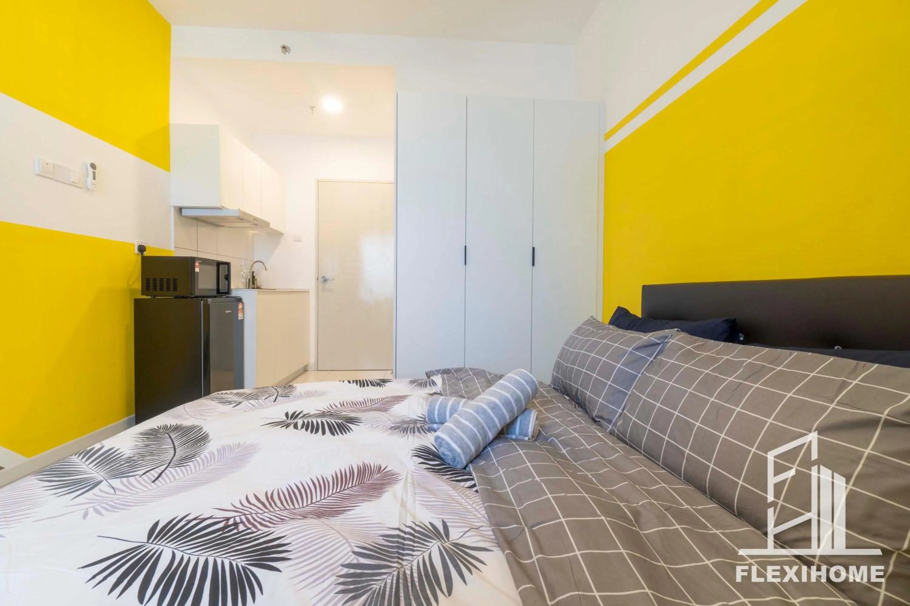 Bed in KLIA-KLIA 2, Comfy Studio, Horizon Suites Sepang-Dengkil by Flexihome-MY