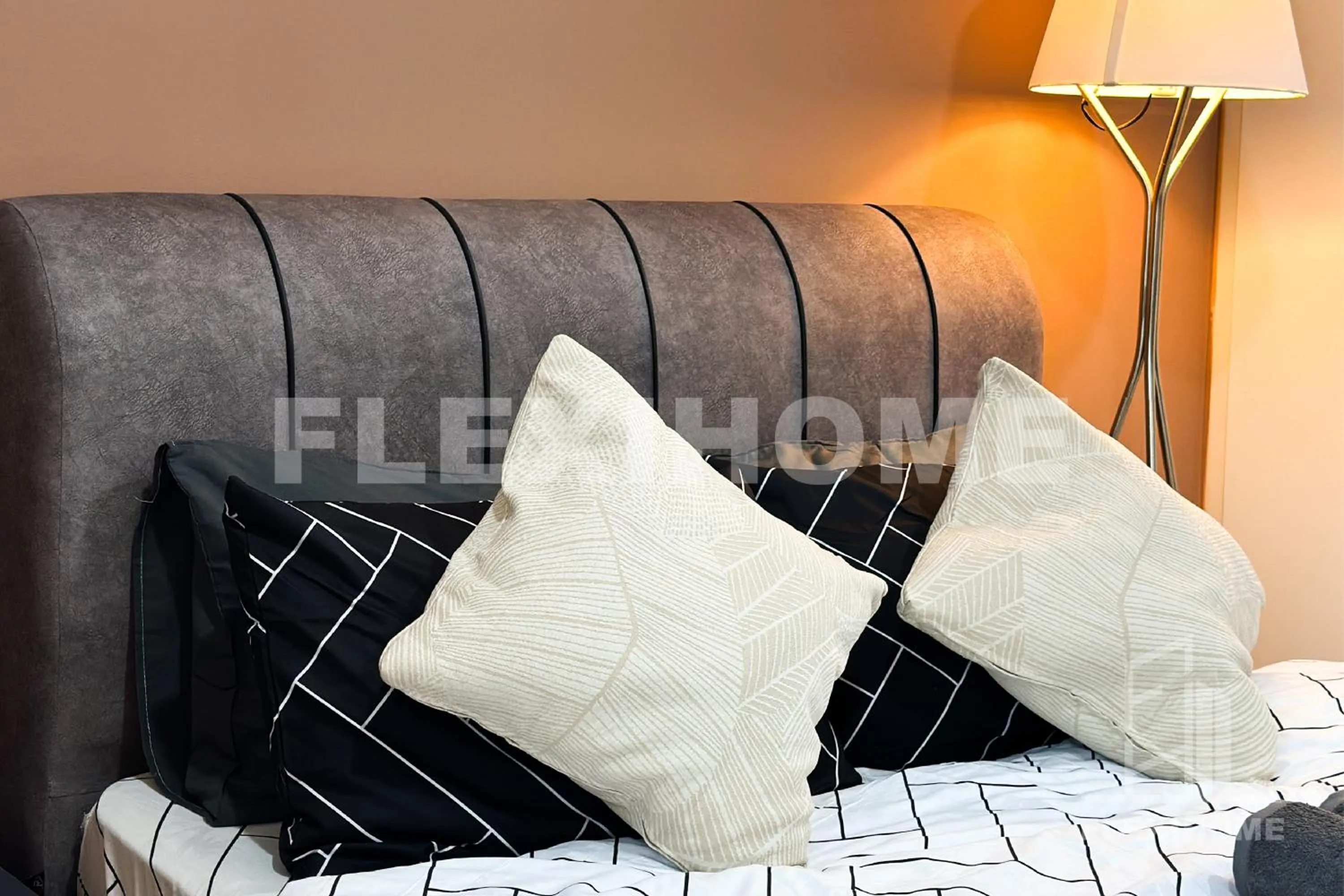 Bed in KLIA-KLIA 2, Comfy Studio, Horizon Suites Sepang-Dengkil by Flexihome-MY