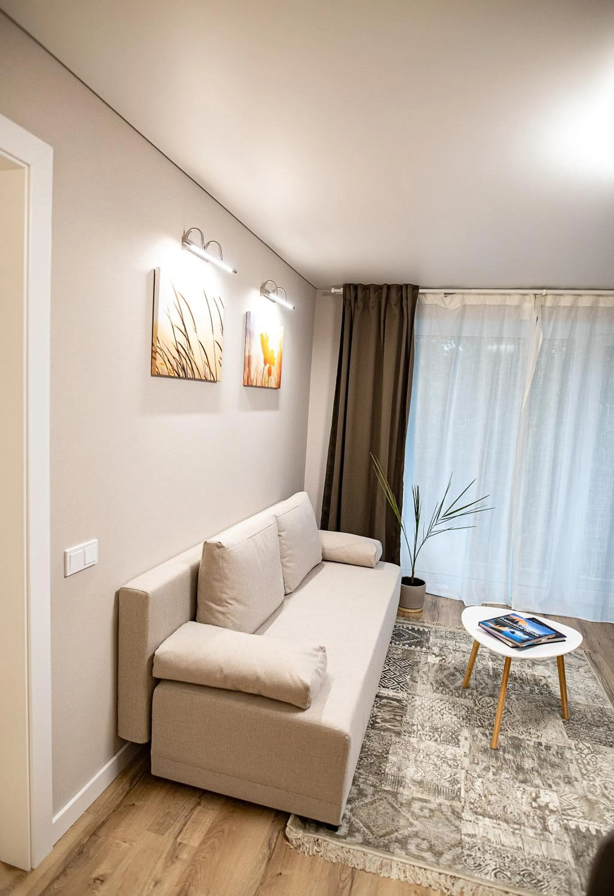 Šviesus ir jaukus butas Šiaulių centre puiki vieta poilsiui