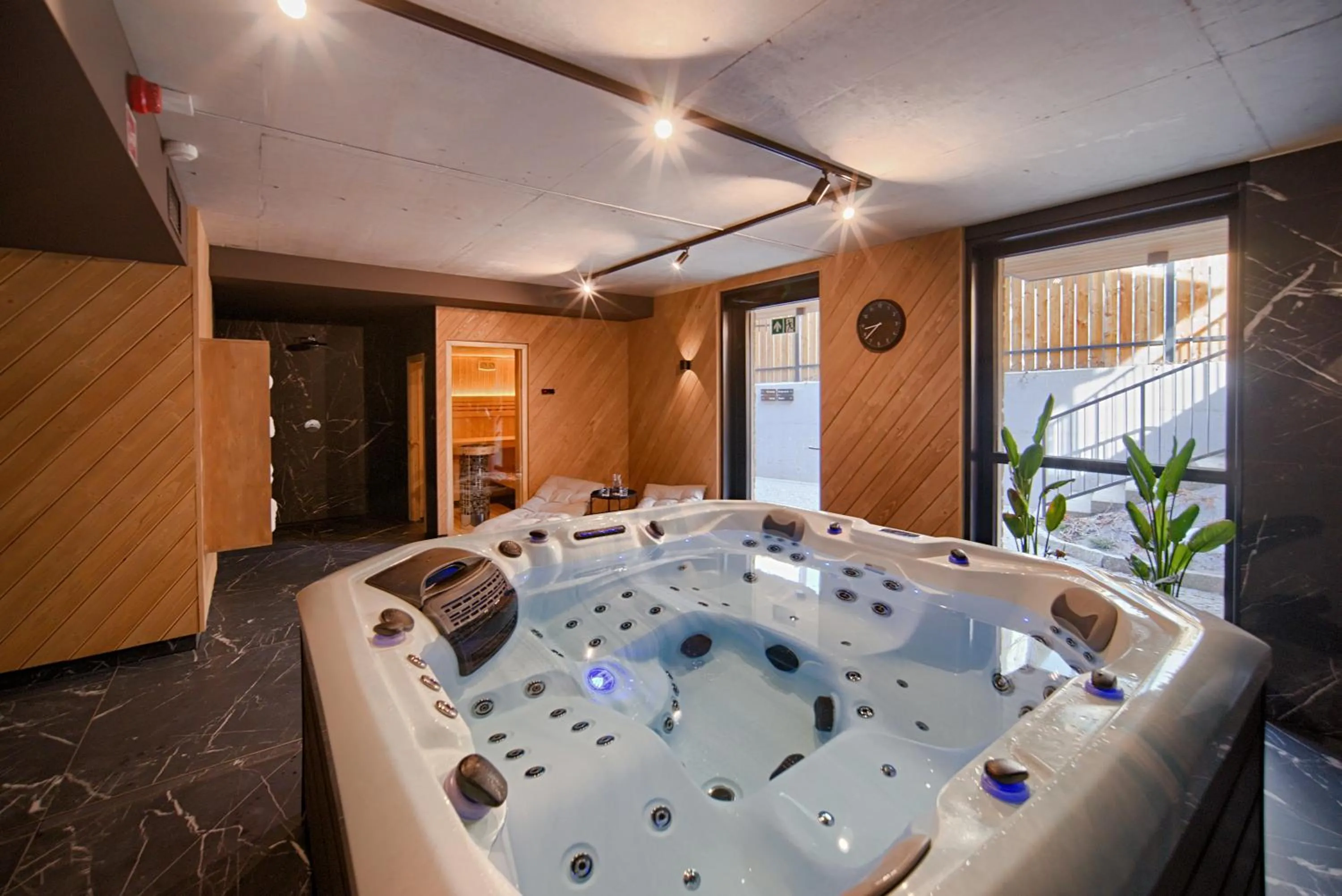 Hot Tub in Lipowy Dwór