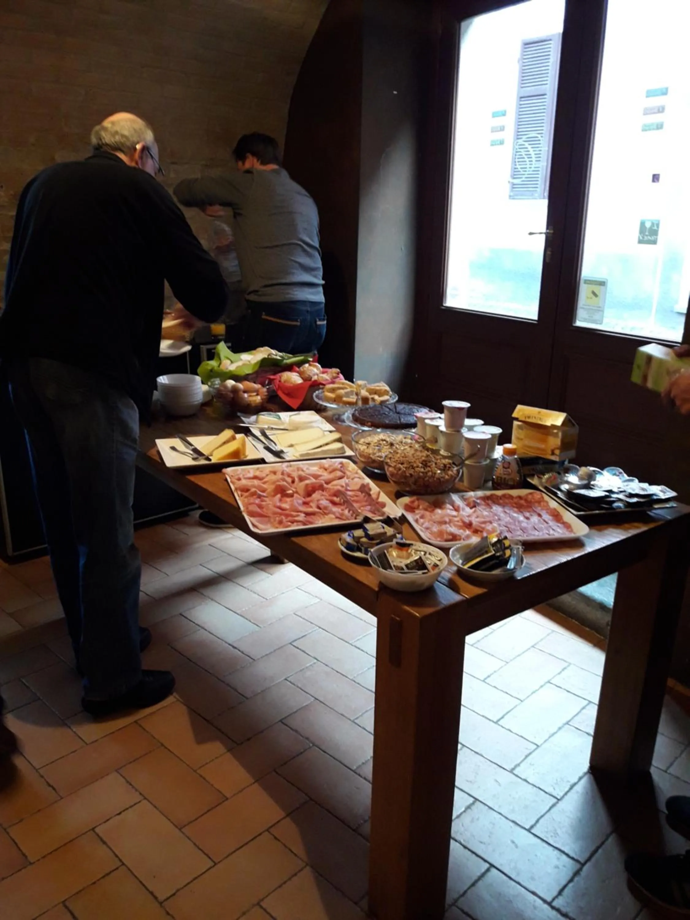 Buffet breakfast in Castelbourg