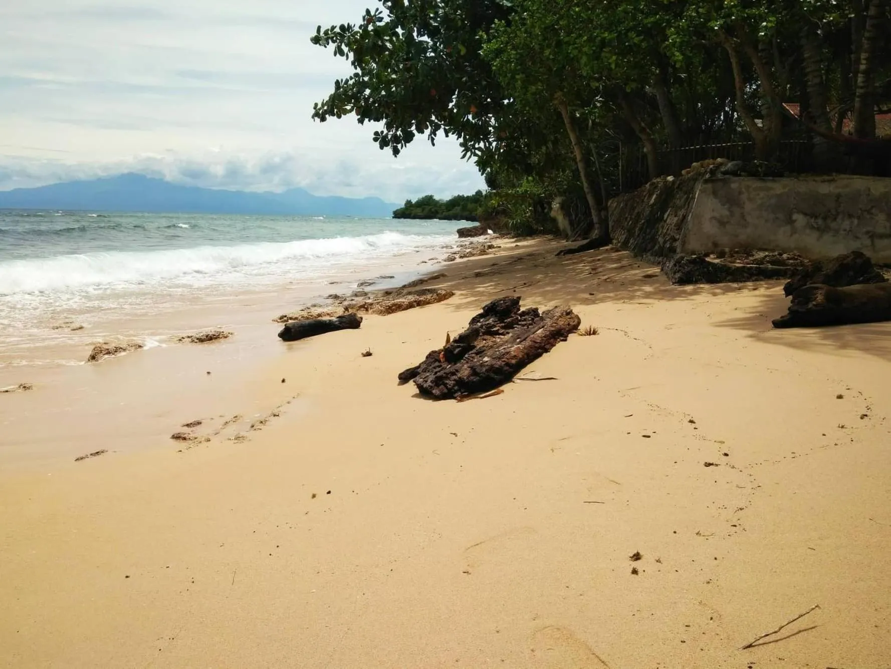 Sea view in Tori's Backpacker's Paradise