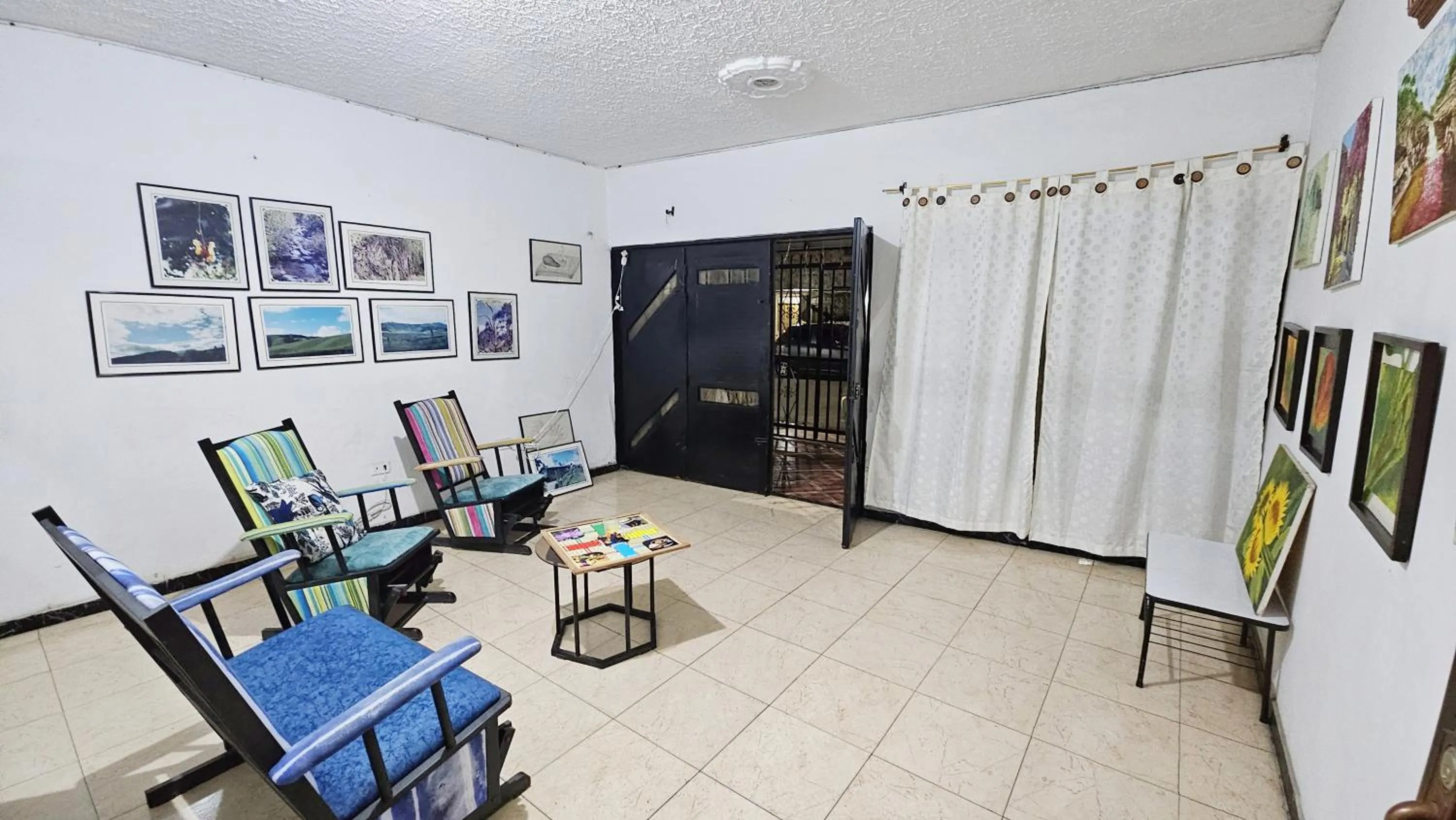 Living room in Mom's house Colombia