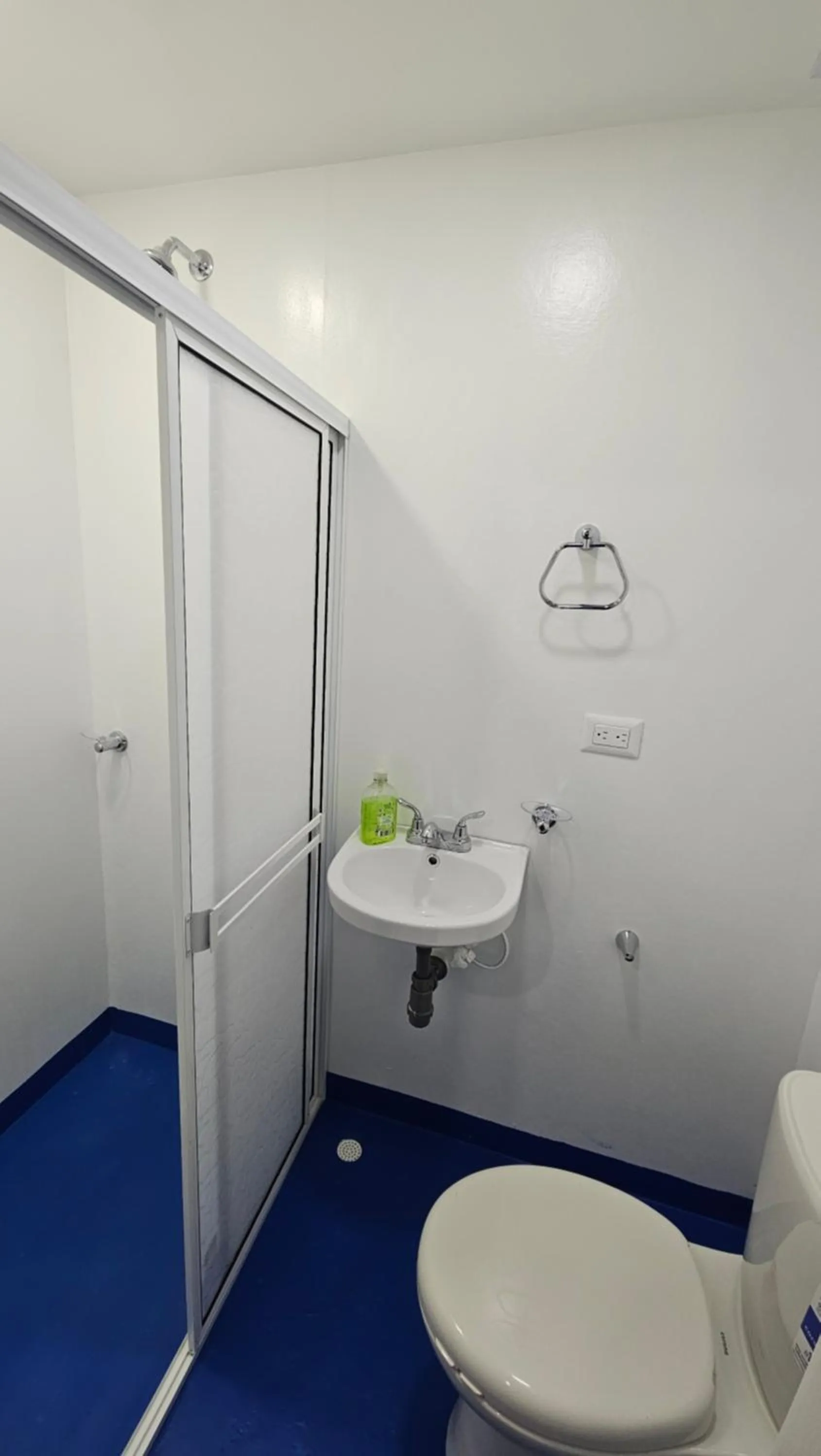 Shower in Mom's house Colombia