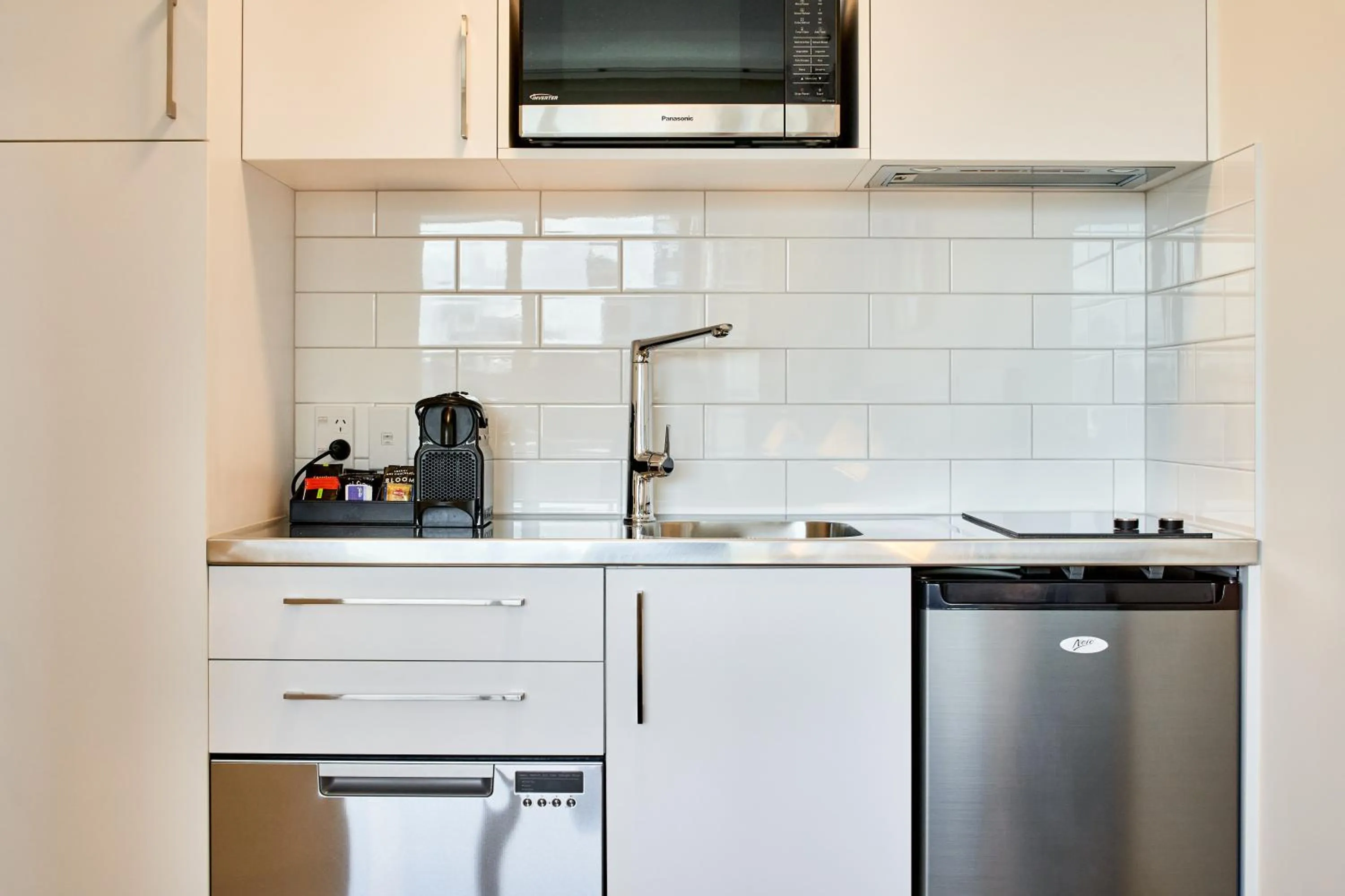 Kitchen or kitchenette in Sojourn Apartment Hotel - Ghuznee