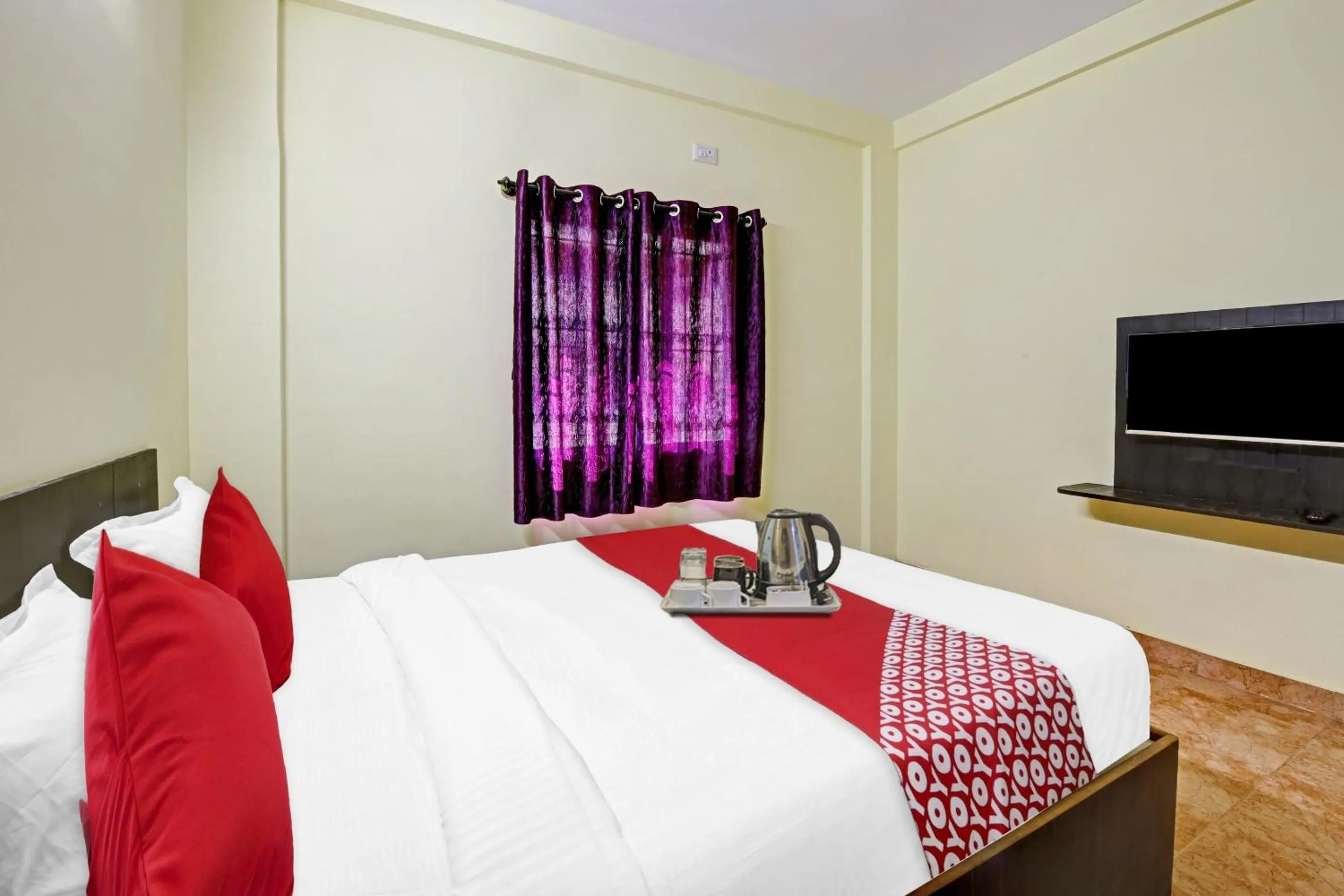 Bedroom in Hotel O Honnagiri Residency