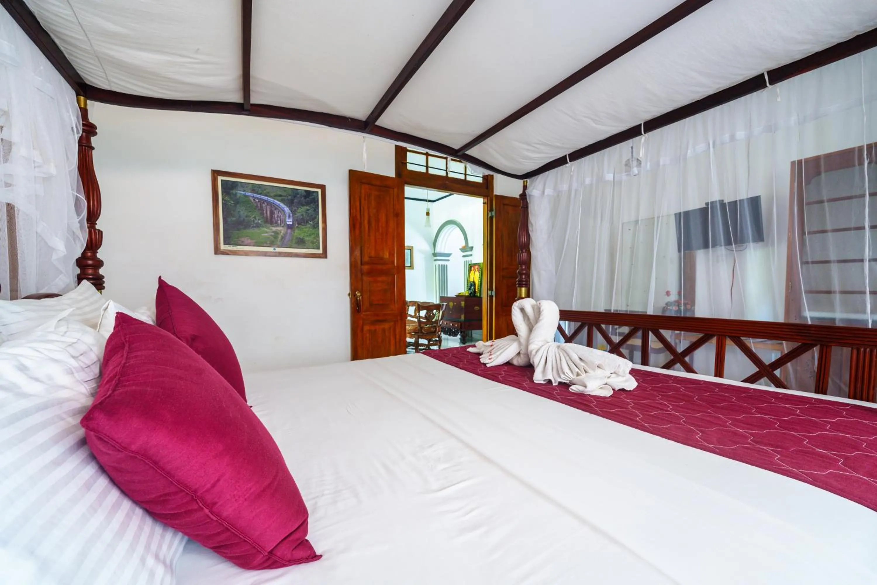 Bed in Villa 80
