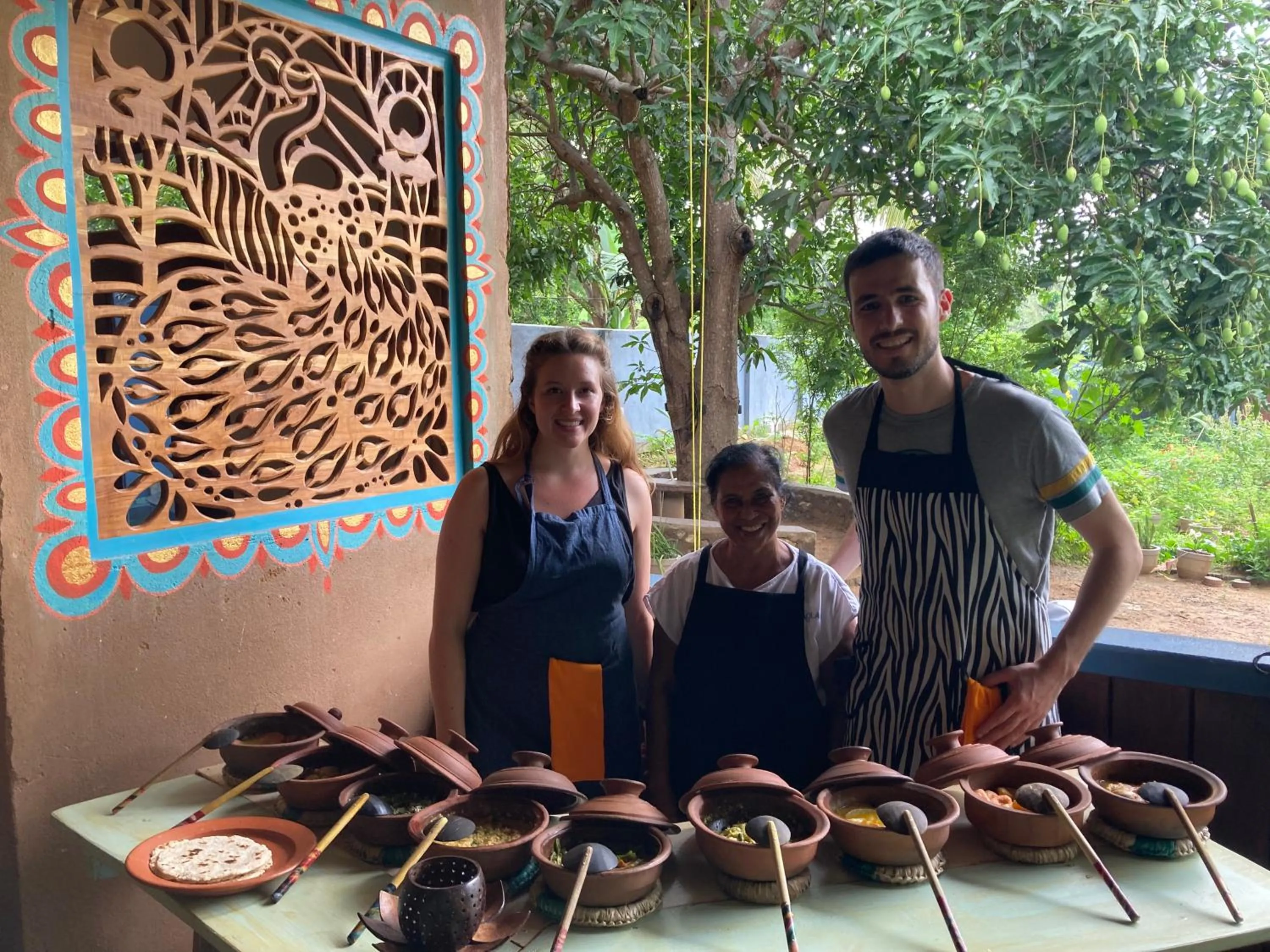 People in Amba Kola Udawalawa