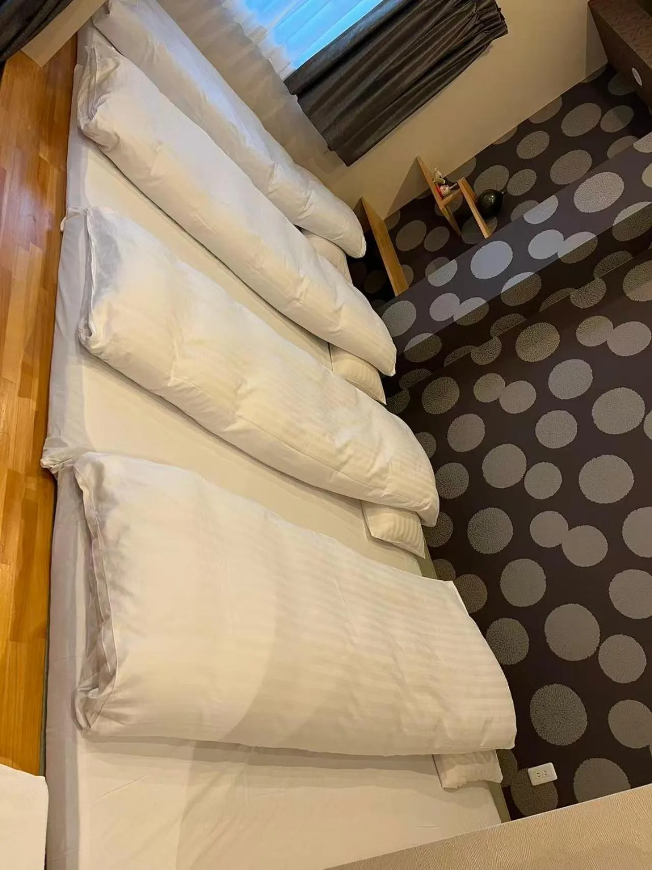 Property building, Bed in AYA Hotel