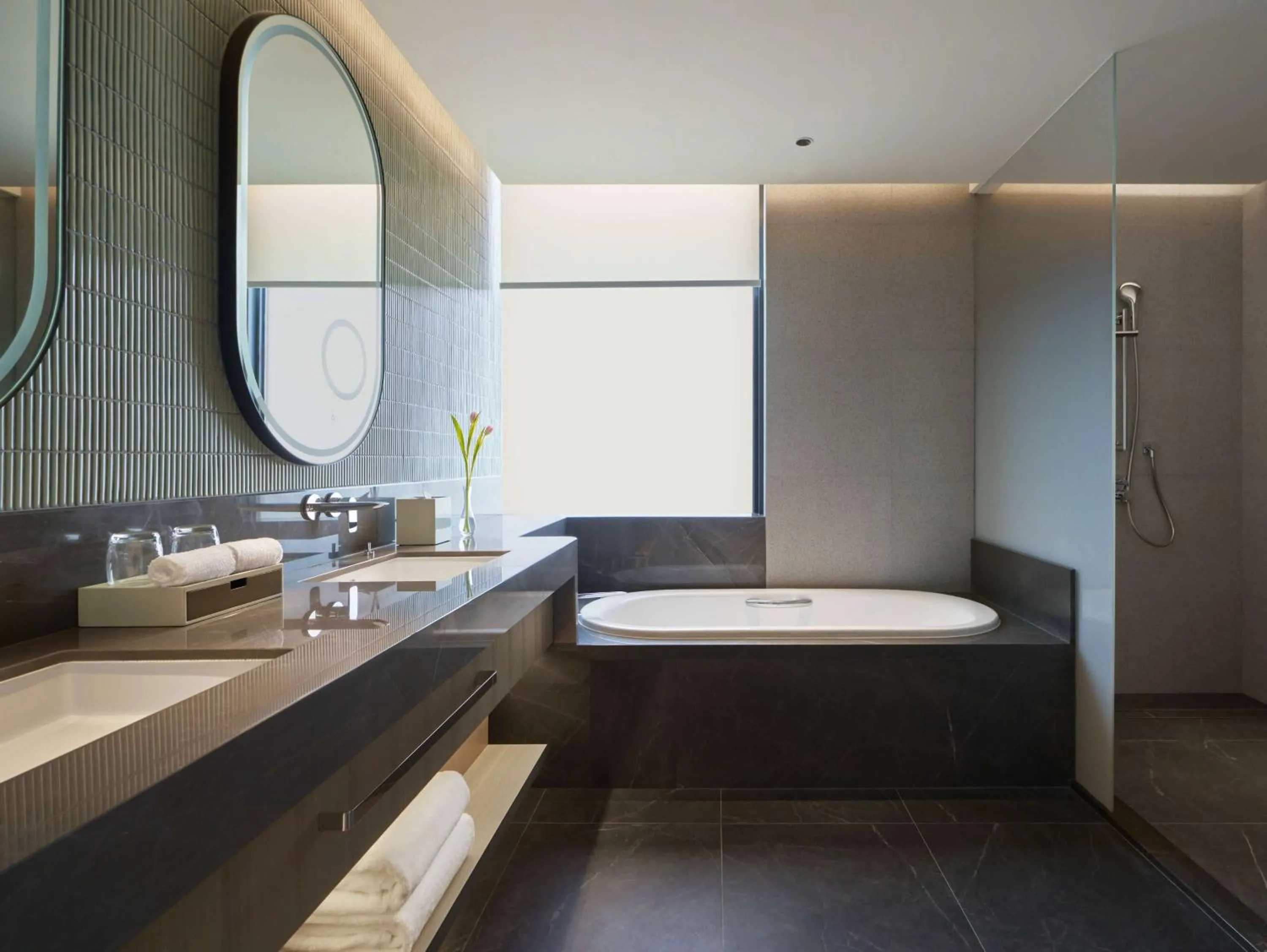 Bathroom in Hyatt Place Huangshan Train Station