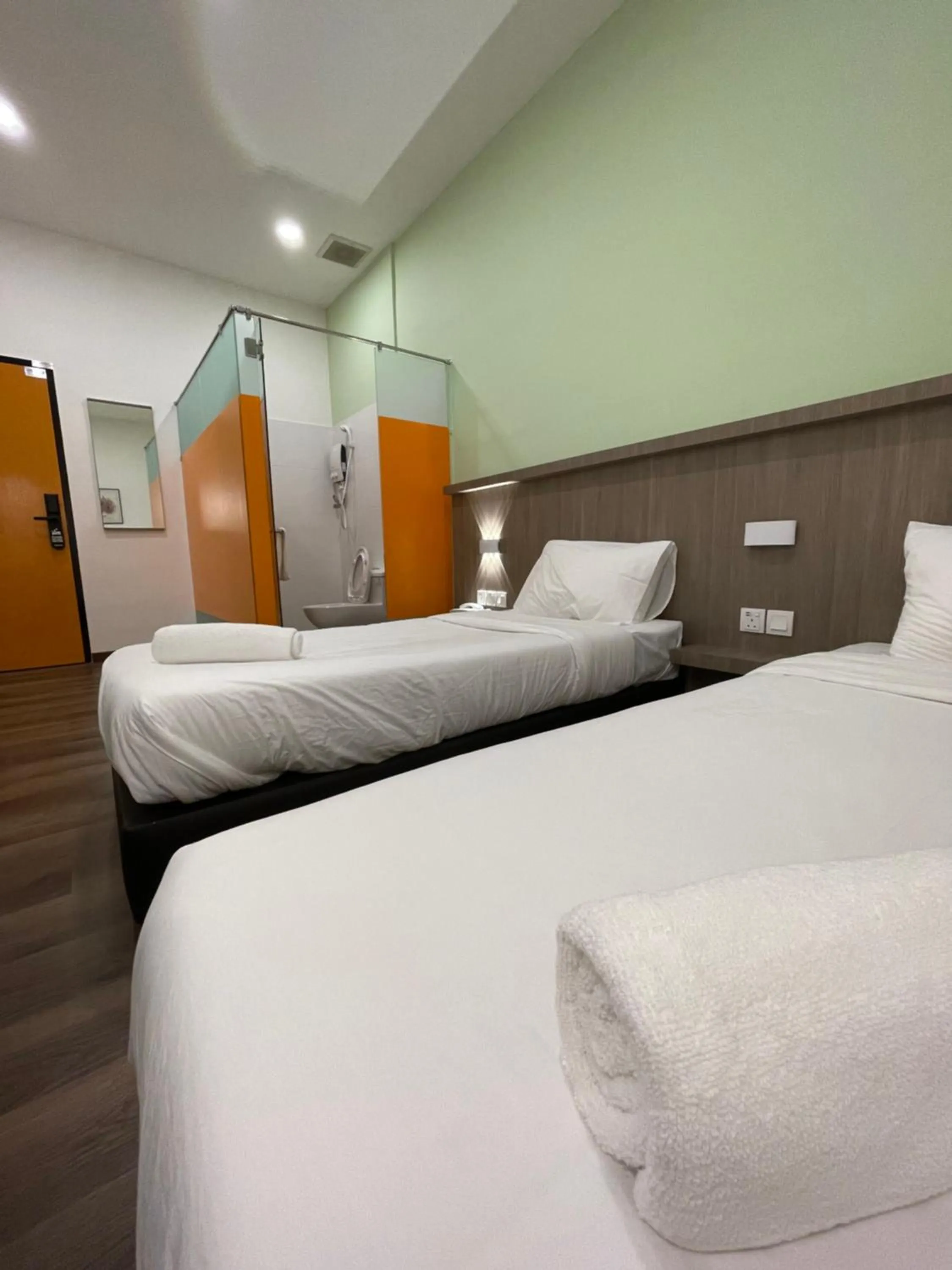 Bed in BENUTTEN 99 HOTEL