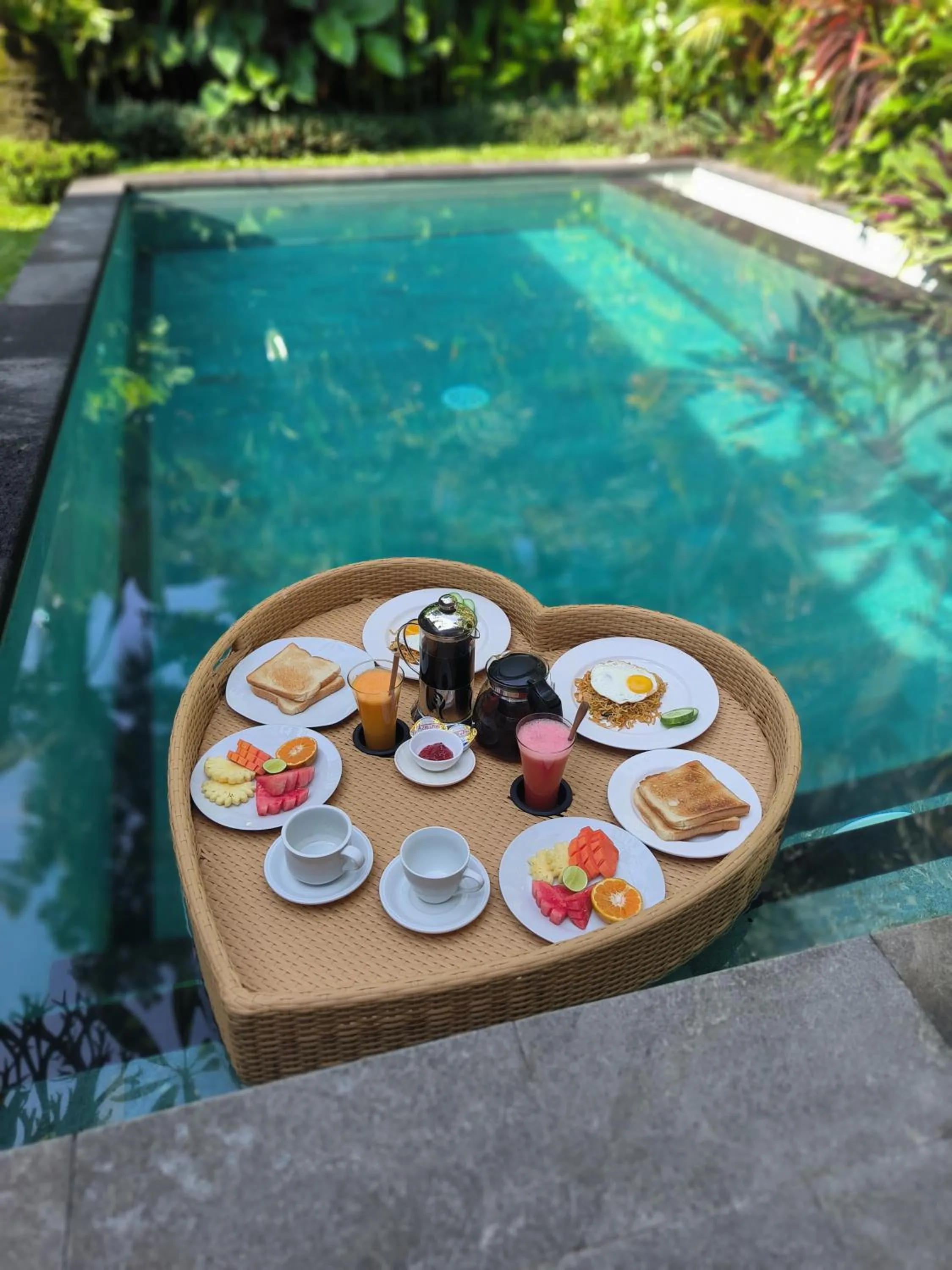 Swimming pool in Sawitri Anandhita Luxury Villas