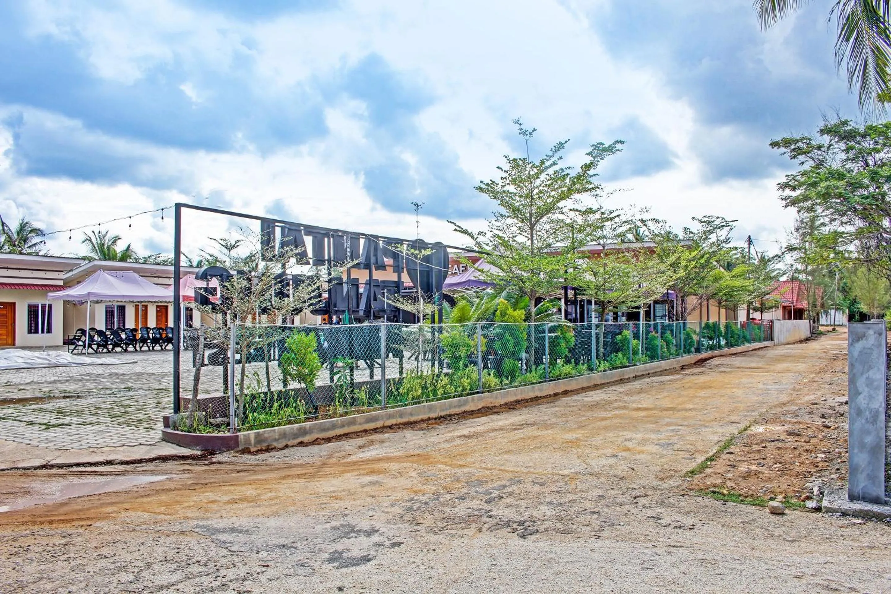 Facade/entrance in Hotel O Homestay Daniel 76NearTaman Hijau Karimun