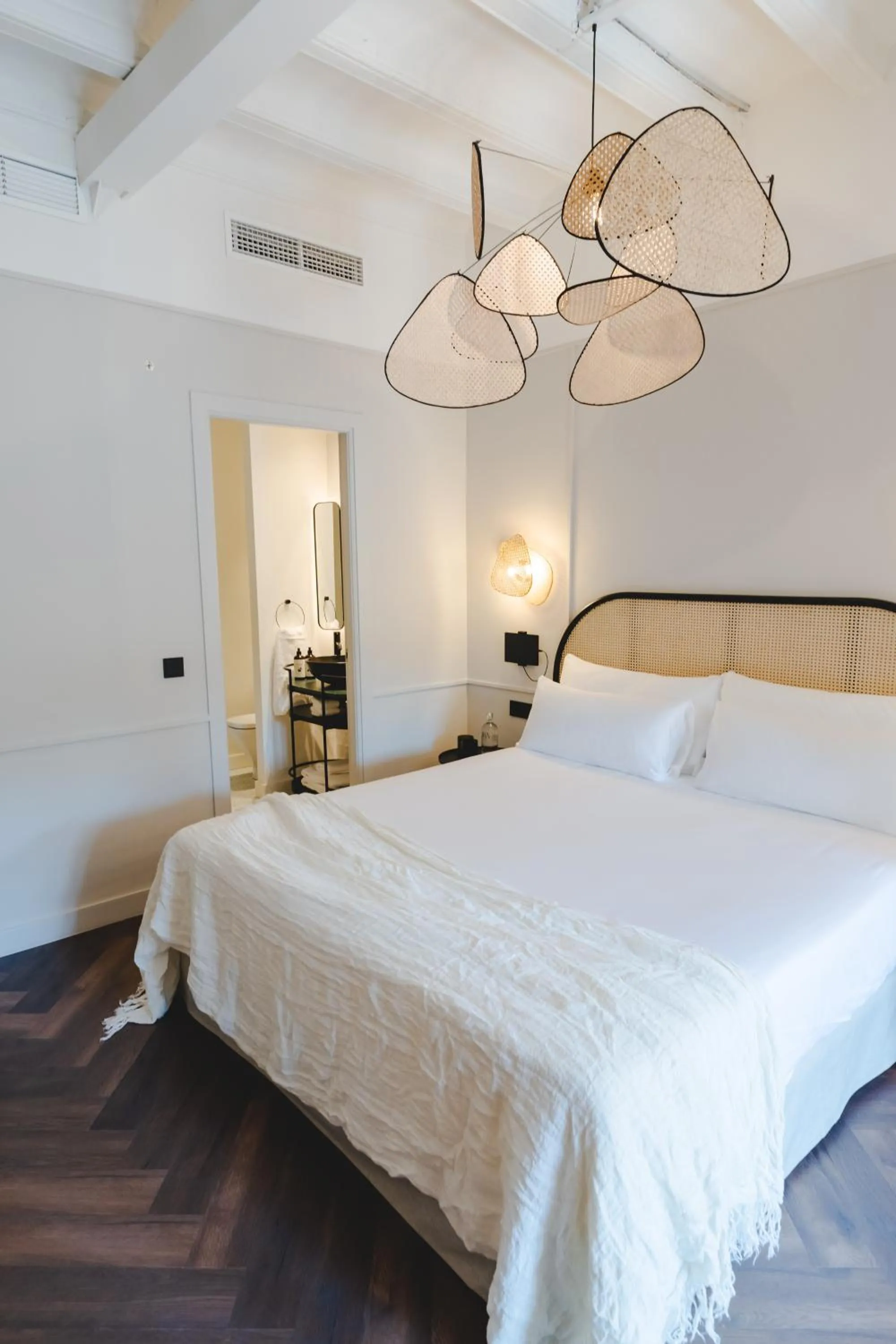 Photo of the whole room, Bed in ORA Hotel Priorat, a Member of Design Hotels