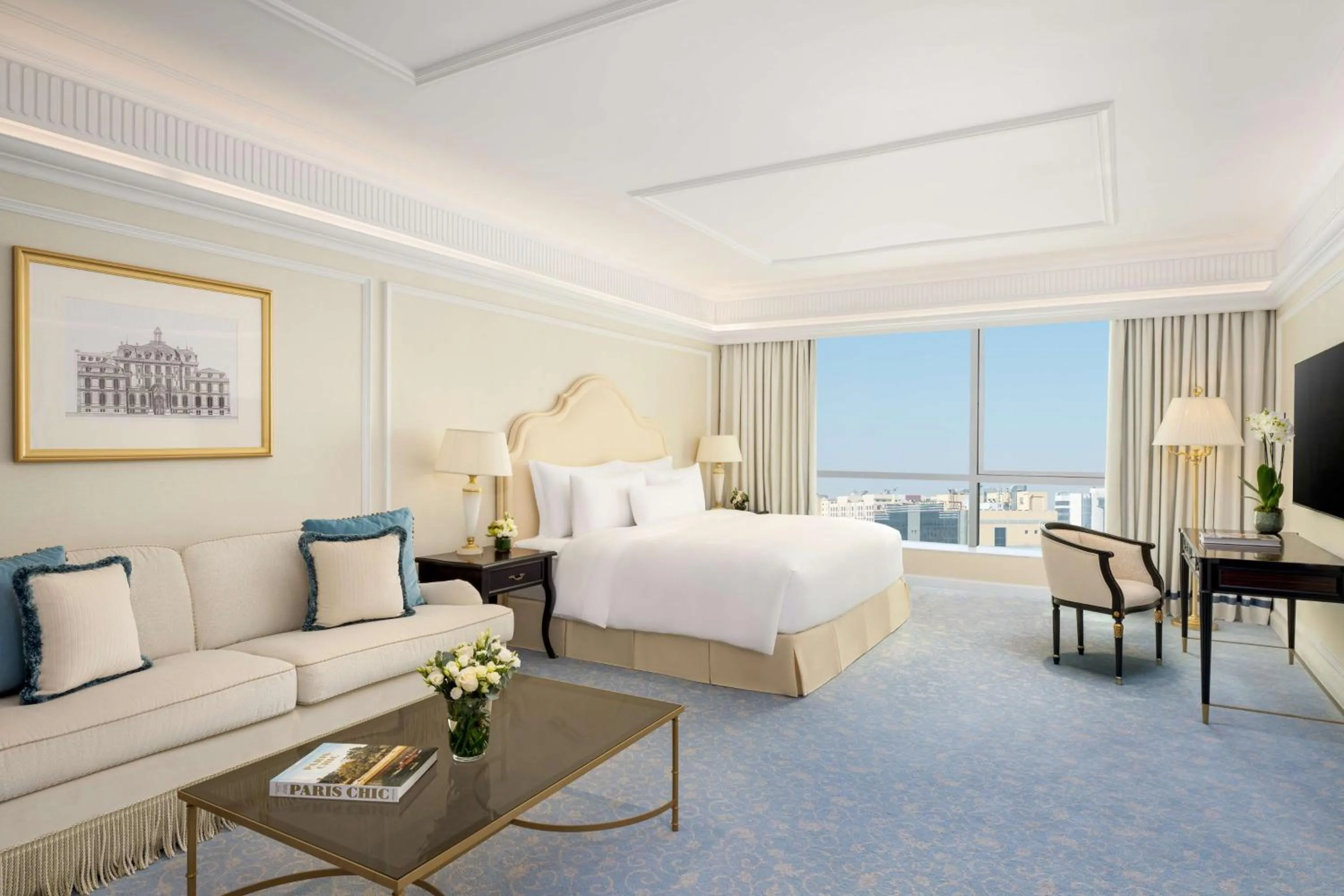 Bedroom, Bed in The Plaza Doha, LXR Hotels & Resorts