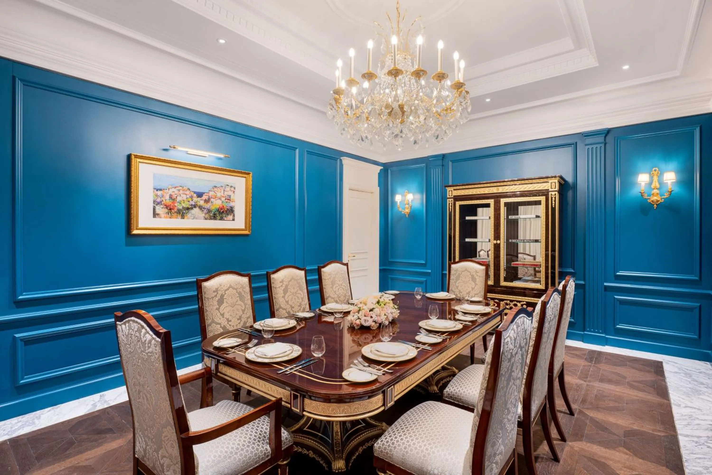 Living room in The Plaza Doha, LXR Hotels & Resorts