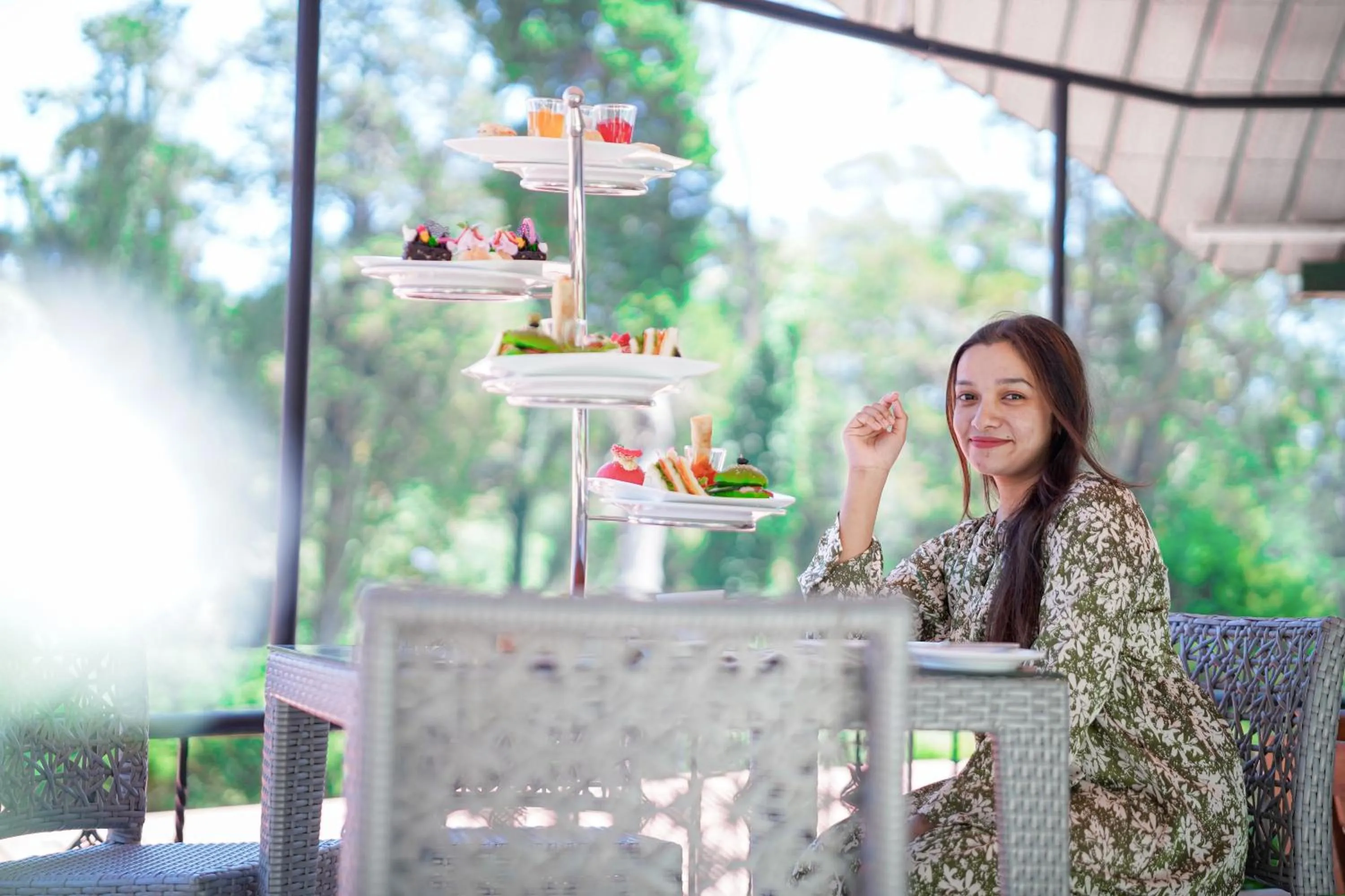 Dining area in Araliya Green Hills - Where Historic Charm Mingles with Natural Beauty