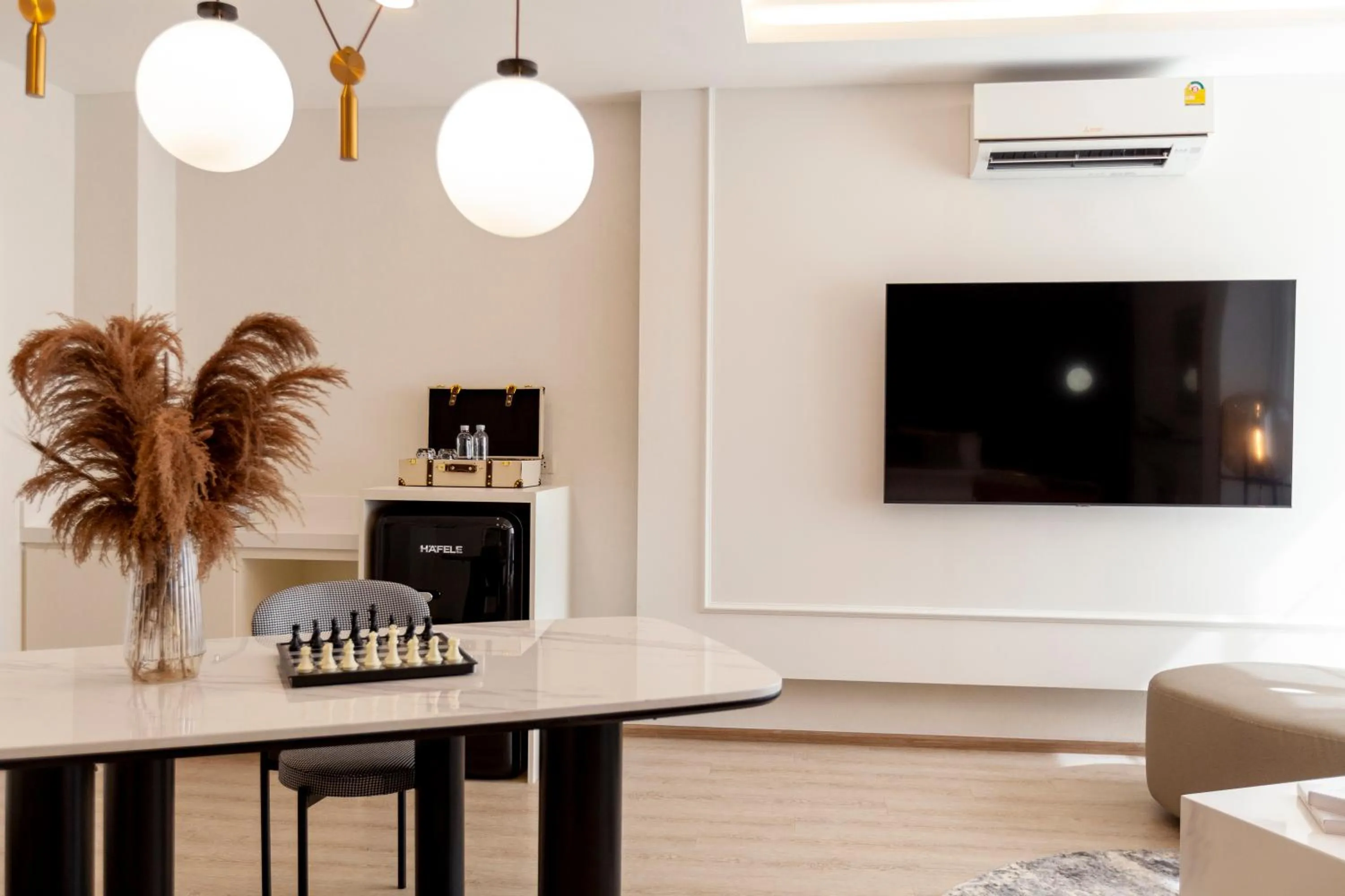 TV and multimedia in R2 Hotel Chiangmai