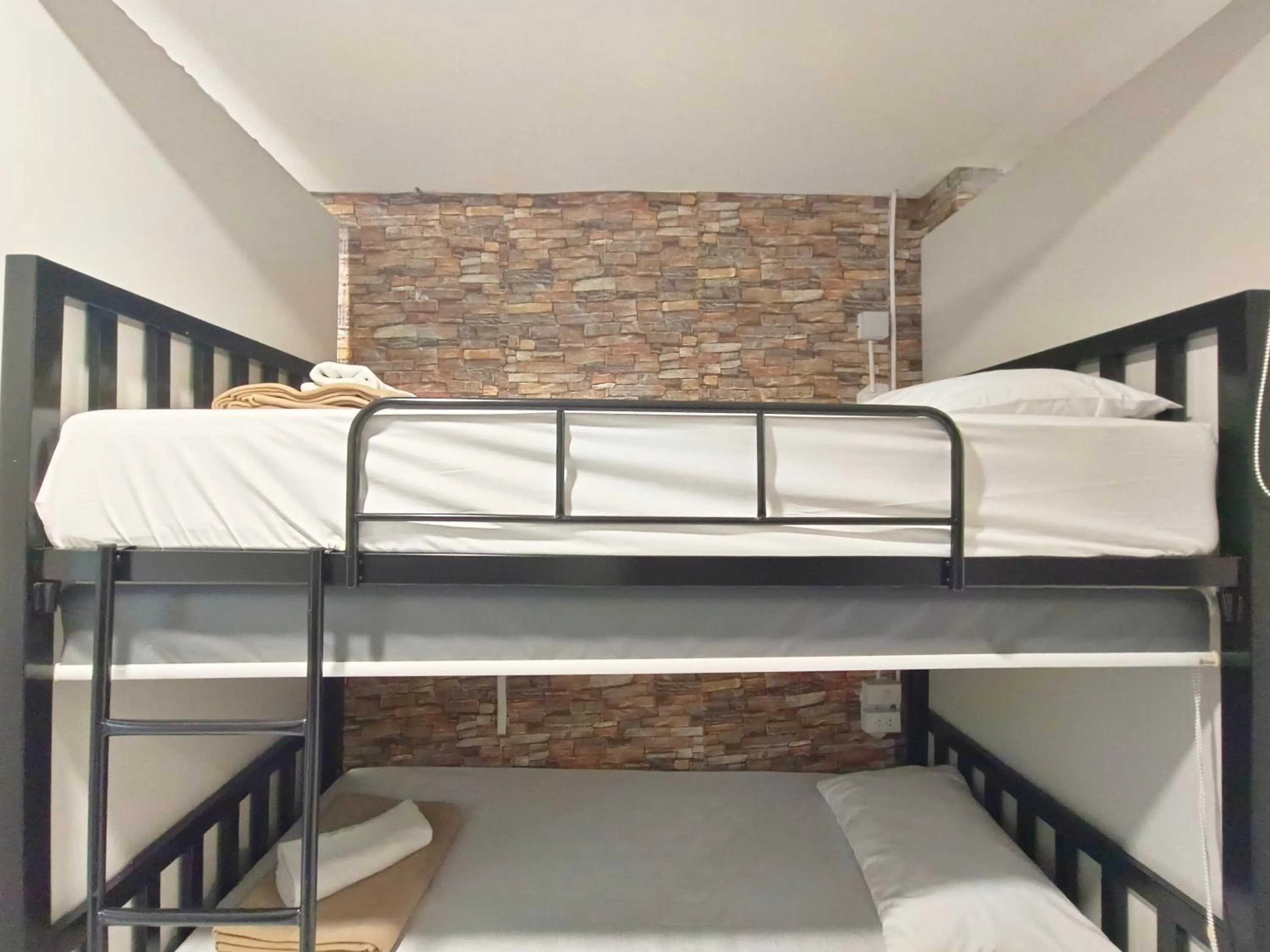 Bed in Cozy rooms Asoke