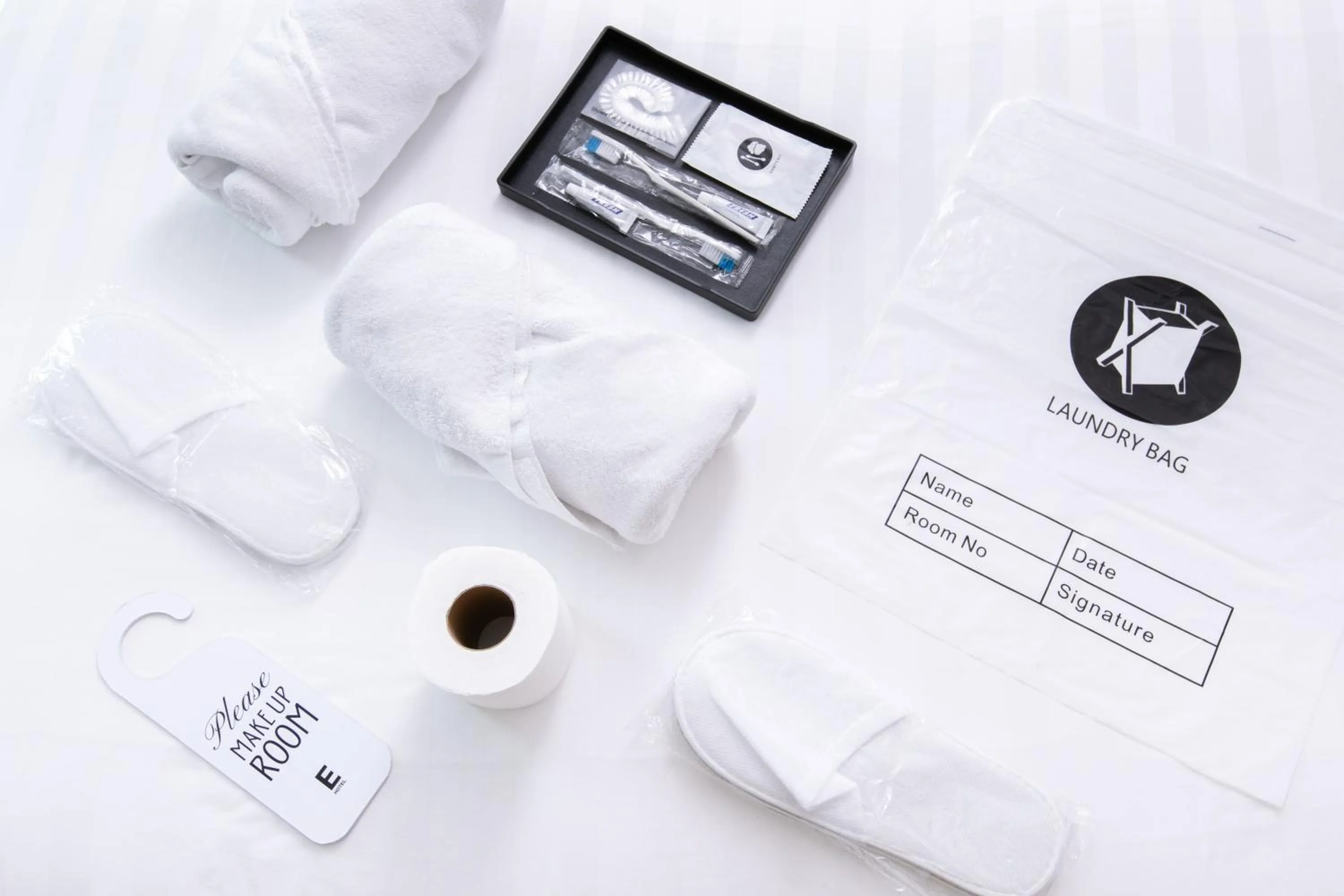 towels, Bed in E Hotel Kulim