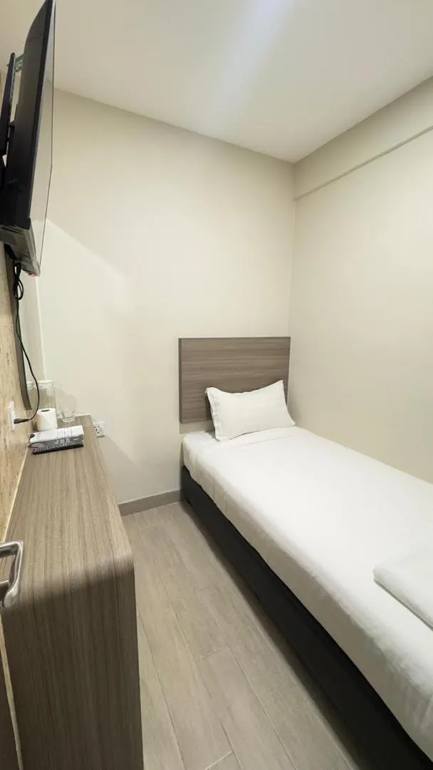 Bedroom, Bed in E Hotel Kulim