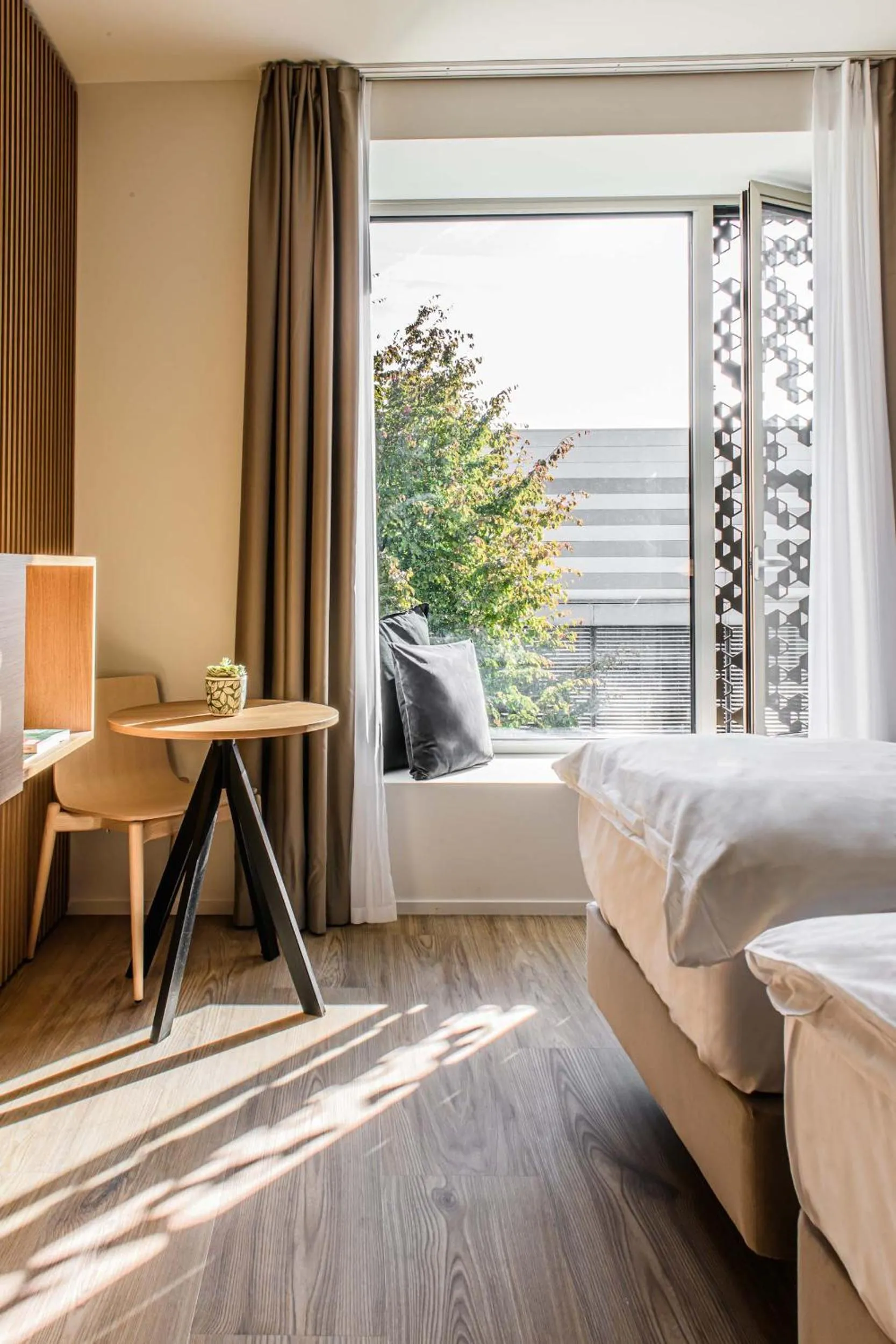 Bed in Afterwork Hotel