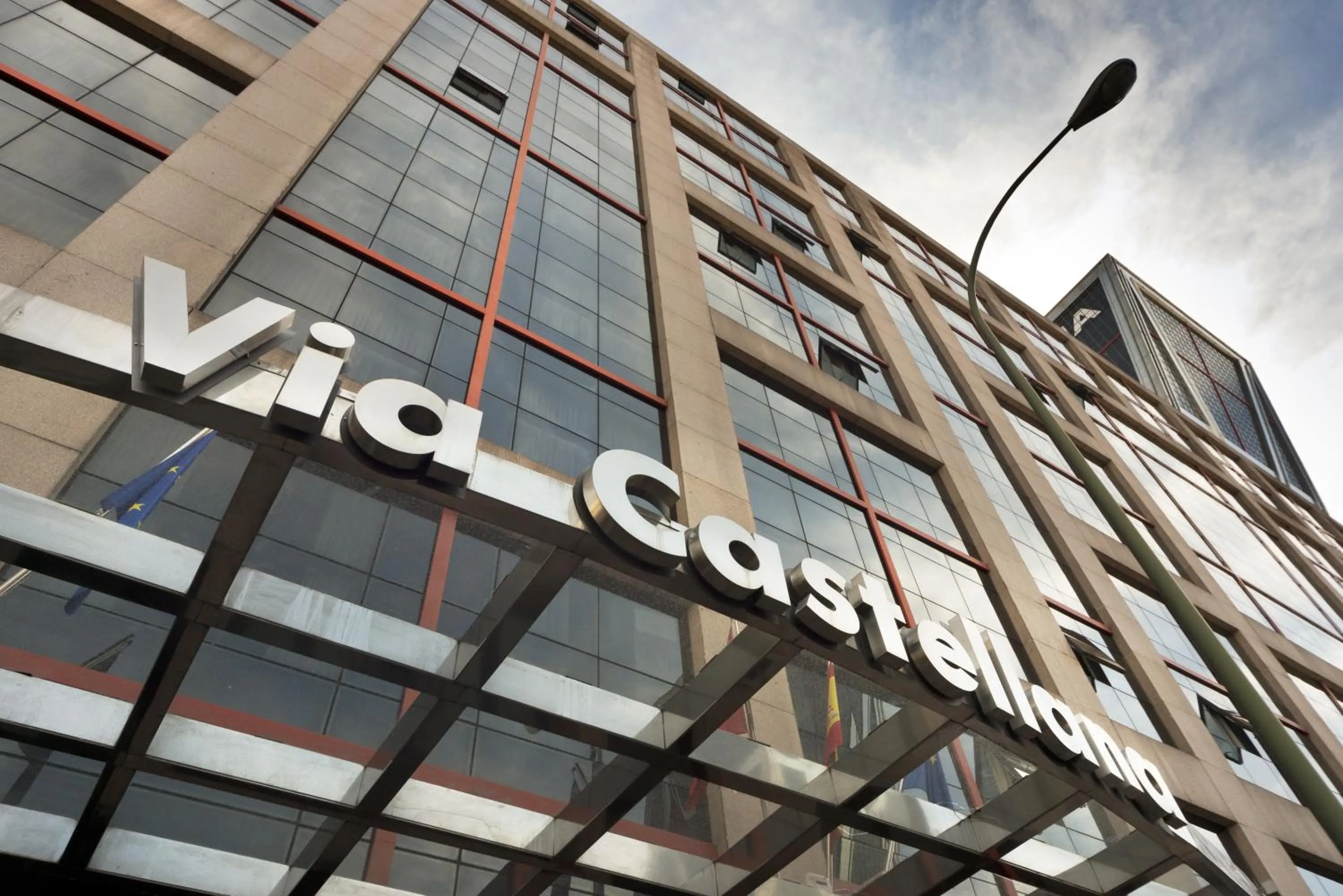 Property building in Crisol Vía Castellana