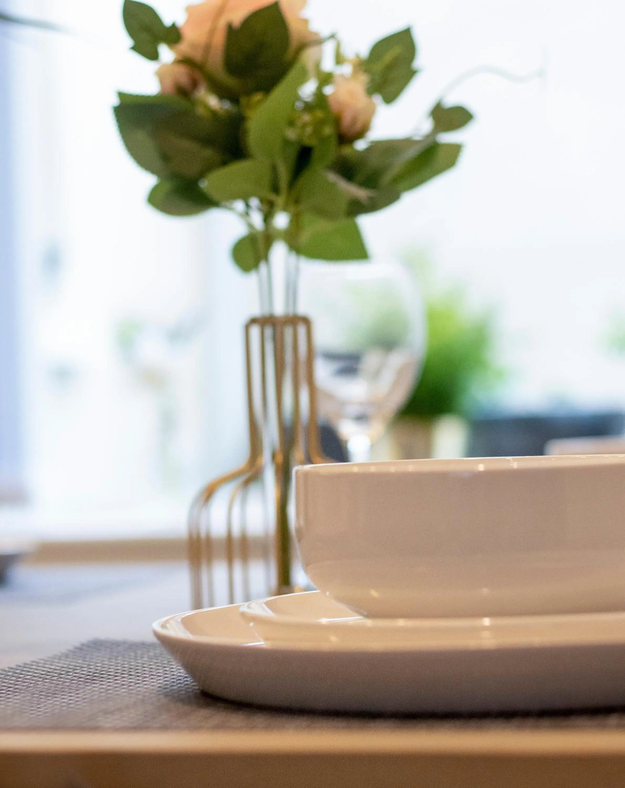 Dining area in The Belfast Boutique Central Cozy