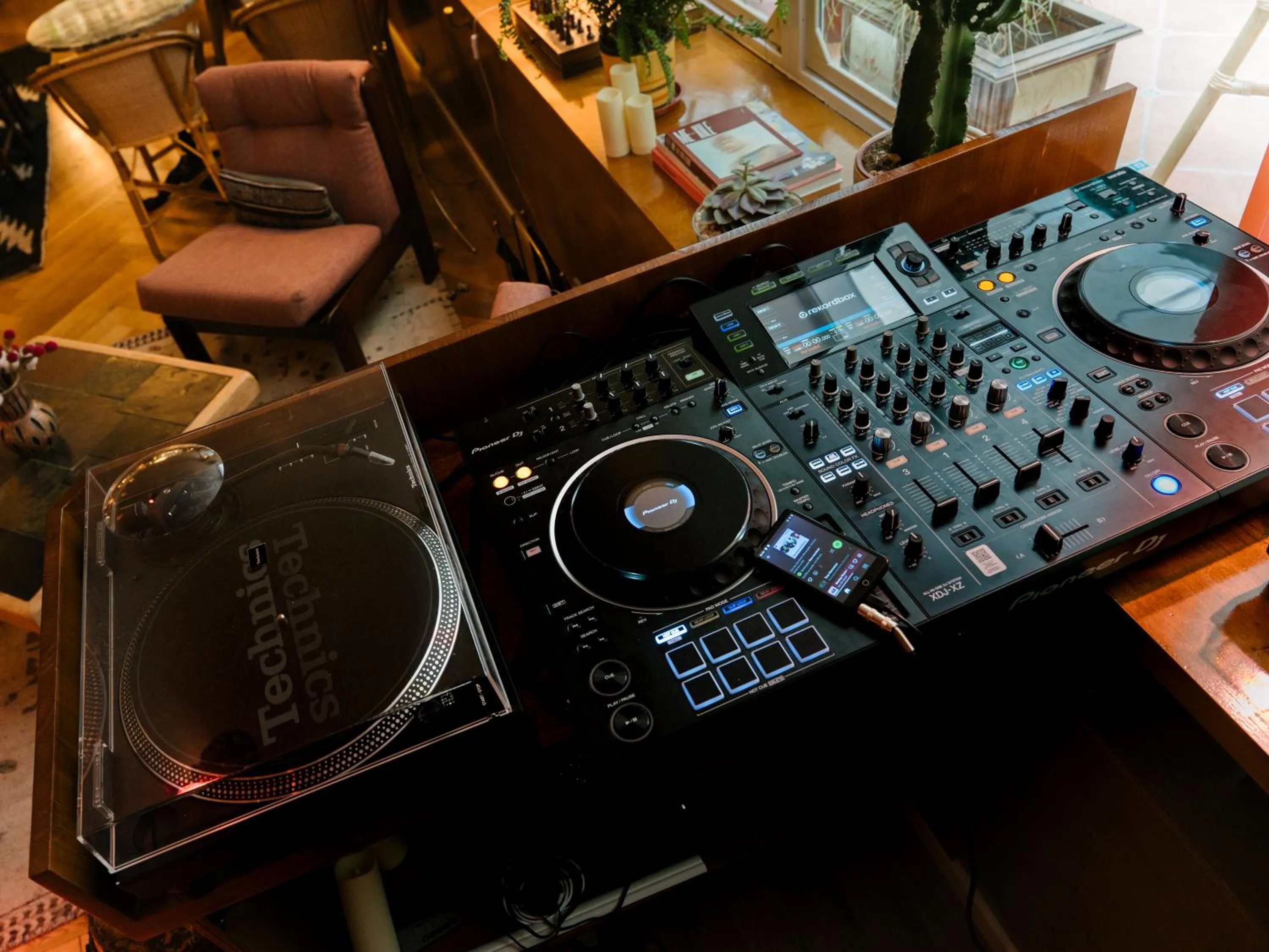 Nightclub / DJ in Hotel du Temps Madrid