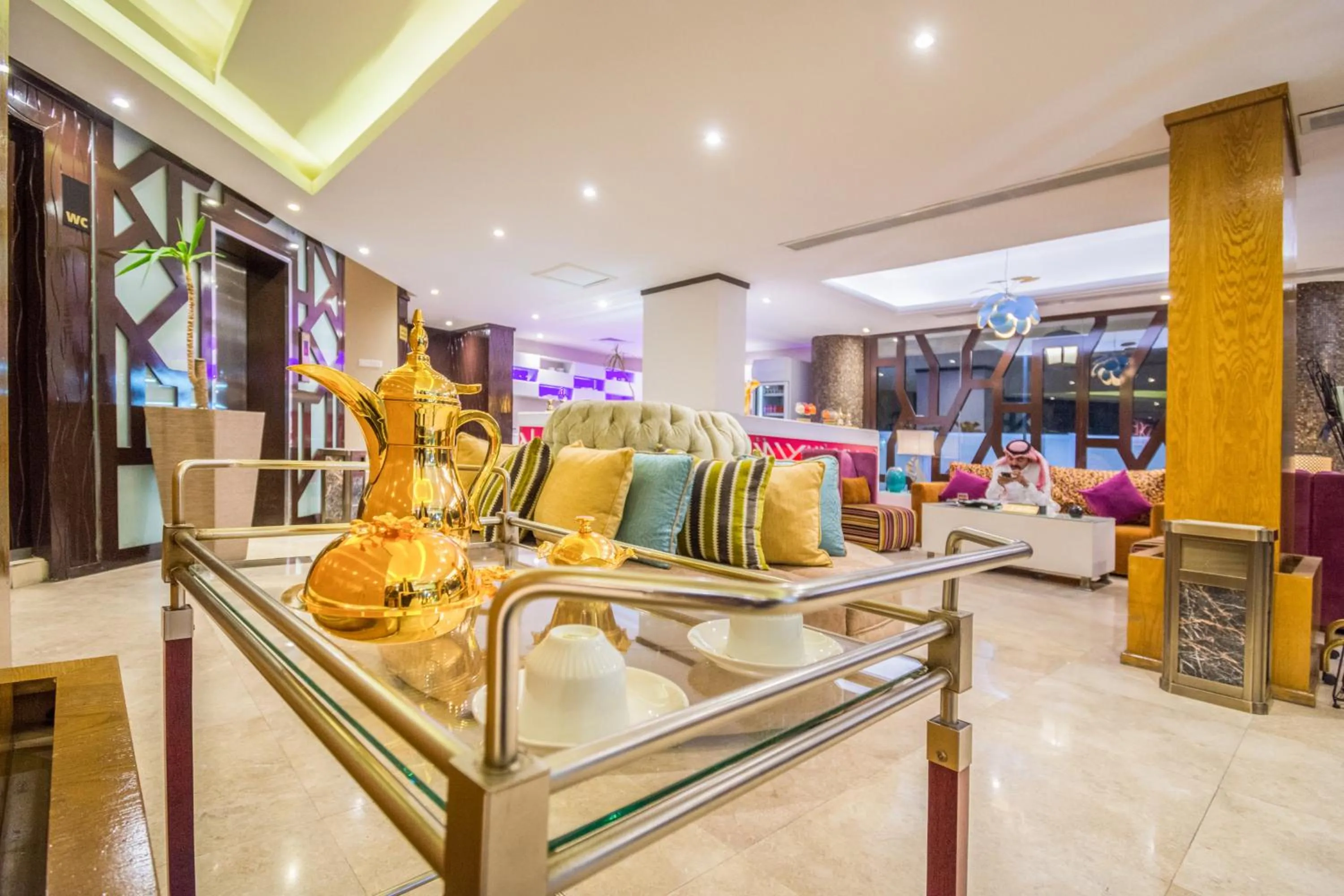 Lobby or reception in Al Muhaidb Residence Al KHOBAR