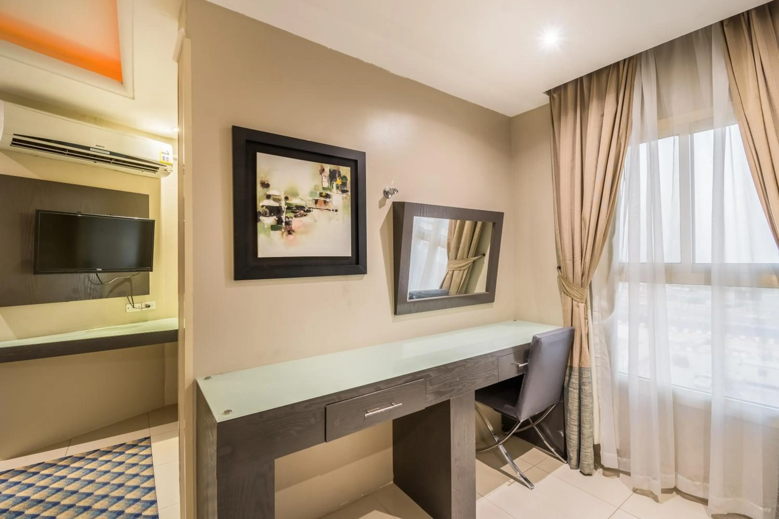 Communal lounge/ TV room in Al Muhaidb Residence Al KHOBAR