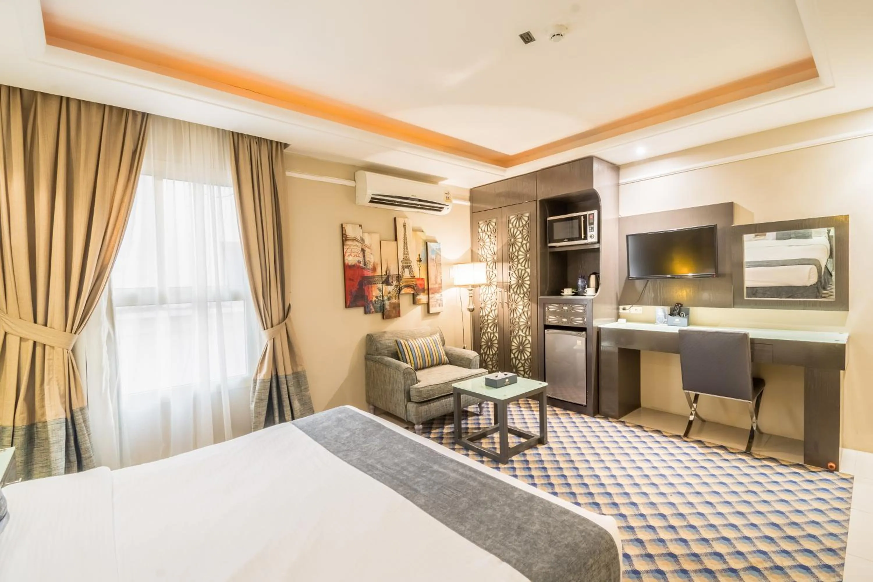 Photo of the whole room in Al Muhaidb Residence Al KHOBAR