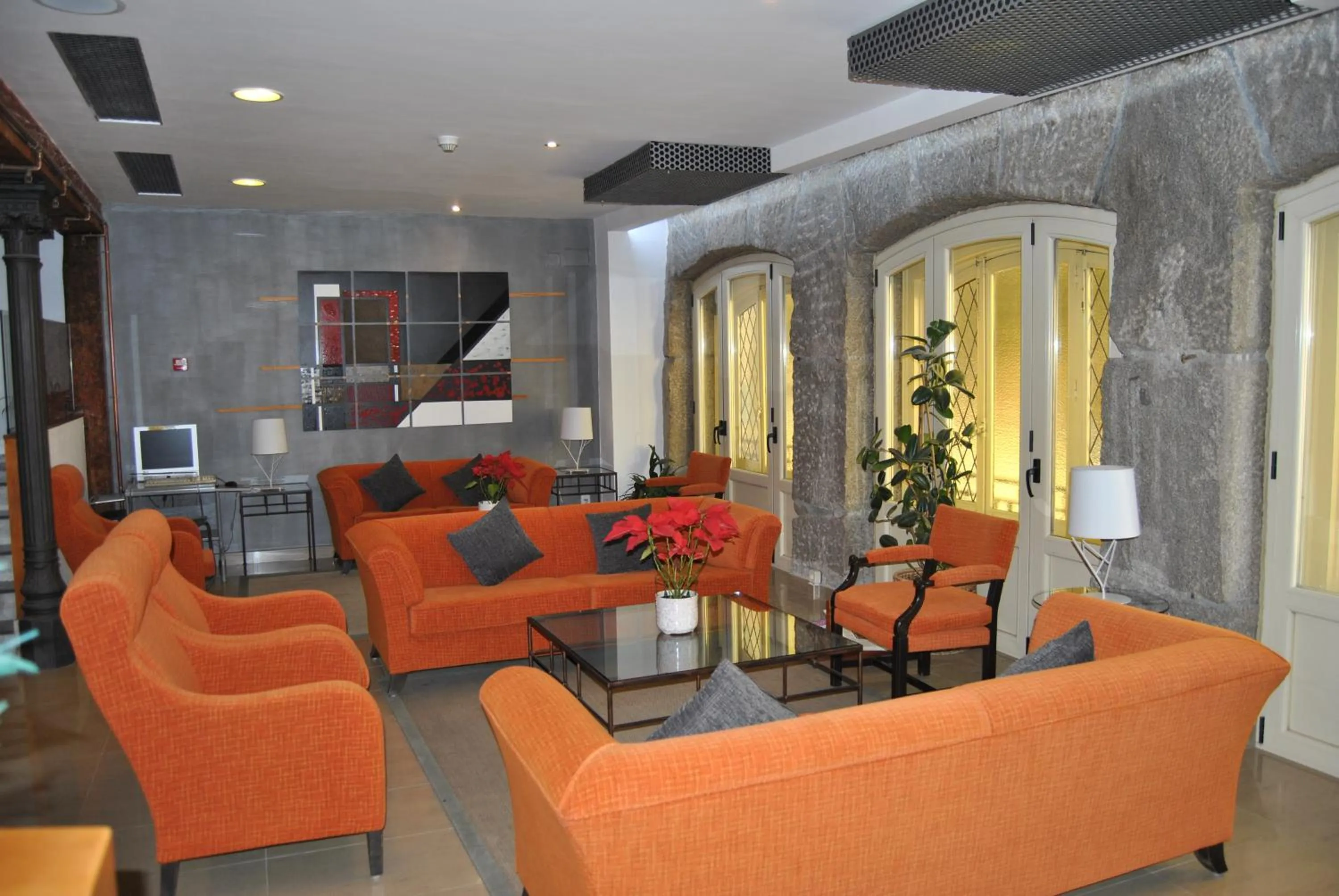 Communal lounge/ TV room in Hostal San Lorenzo