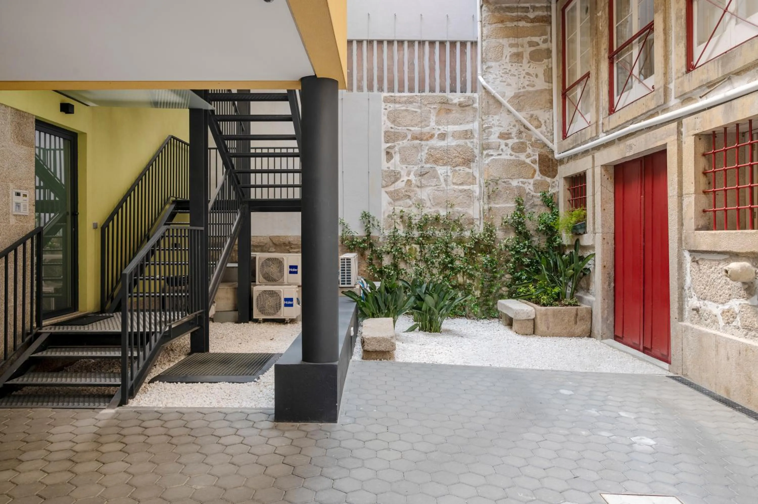 Off site in Wanderlust, by Bolhão Residences