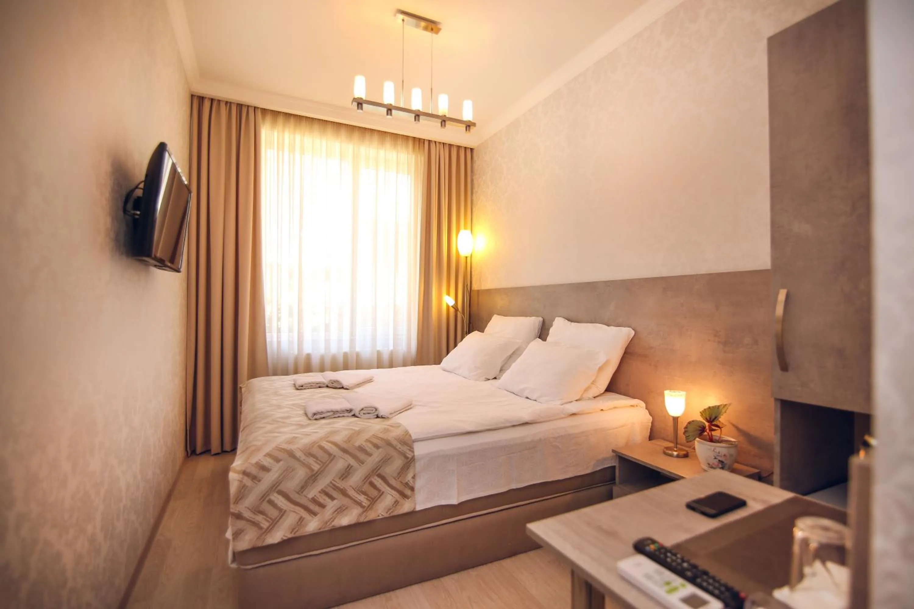 Photo of the whole room, Bed in Hotel Kera