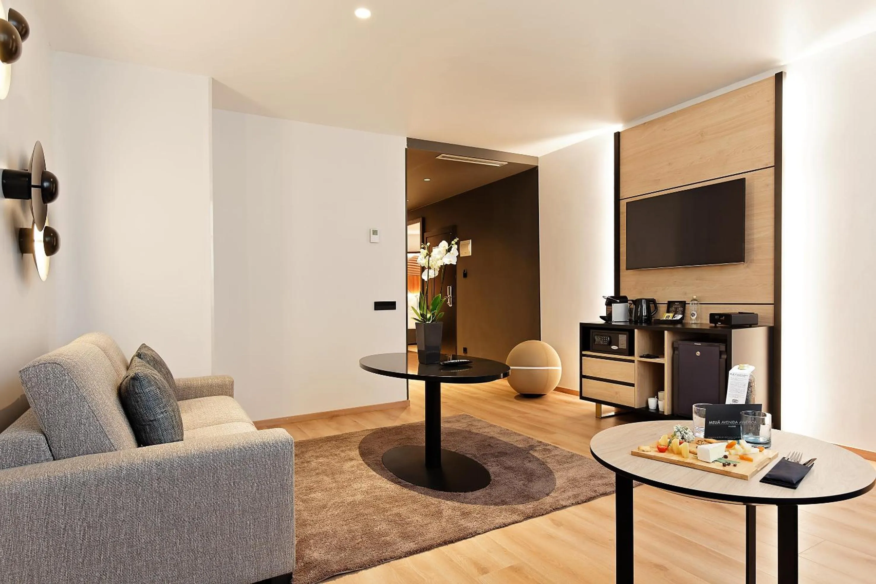 Living room in Melia Avenida de America