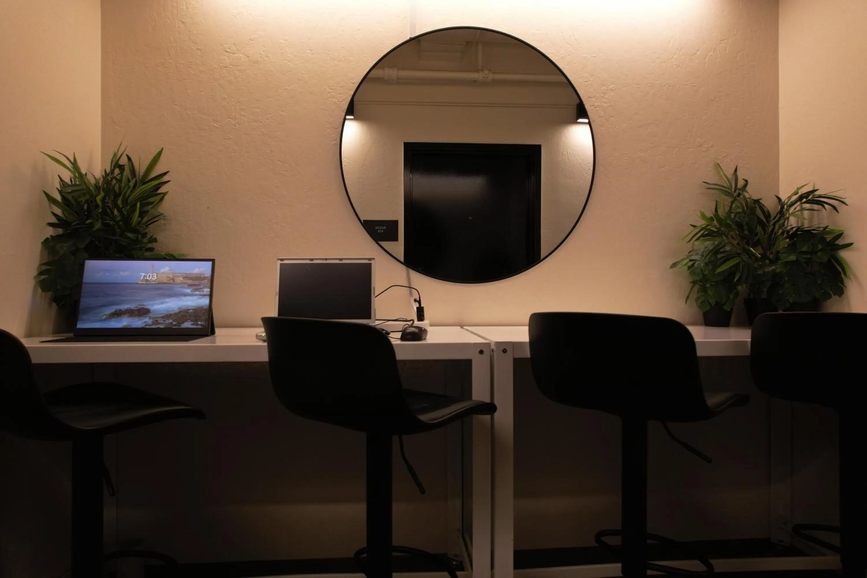 Seating area in Chapter San Francisco