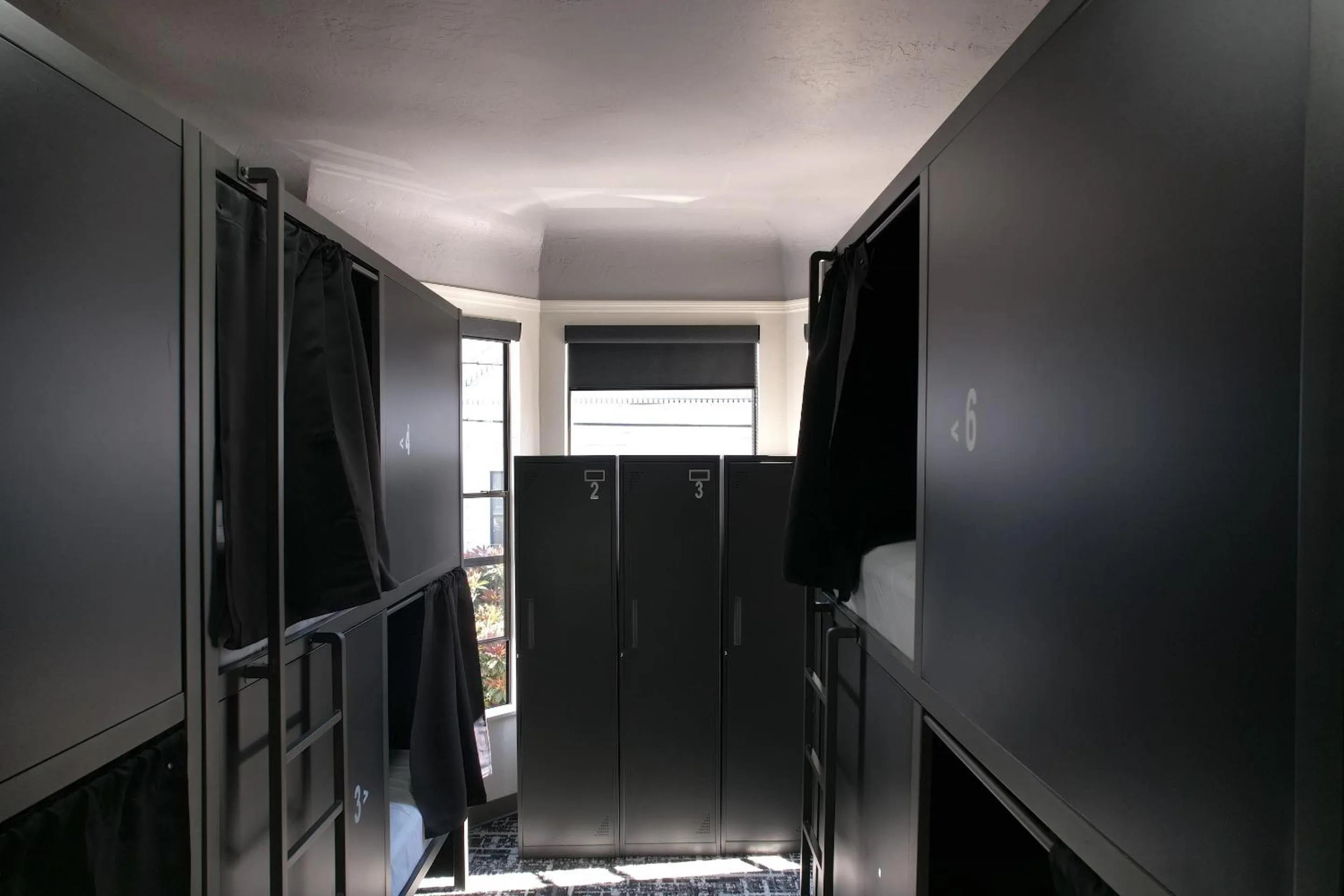 Photo of the whole room in Chapter San Francisco