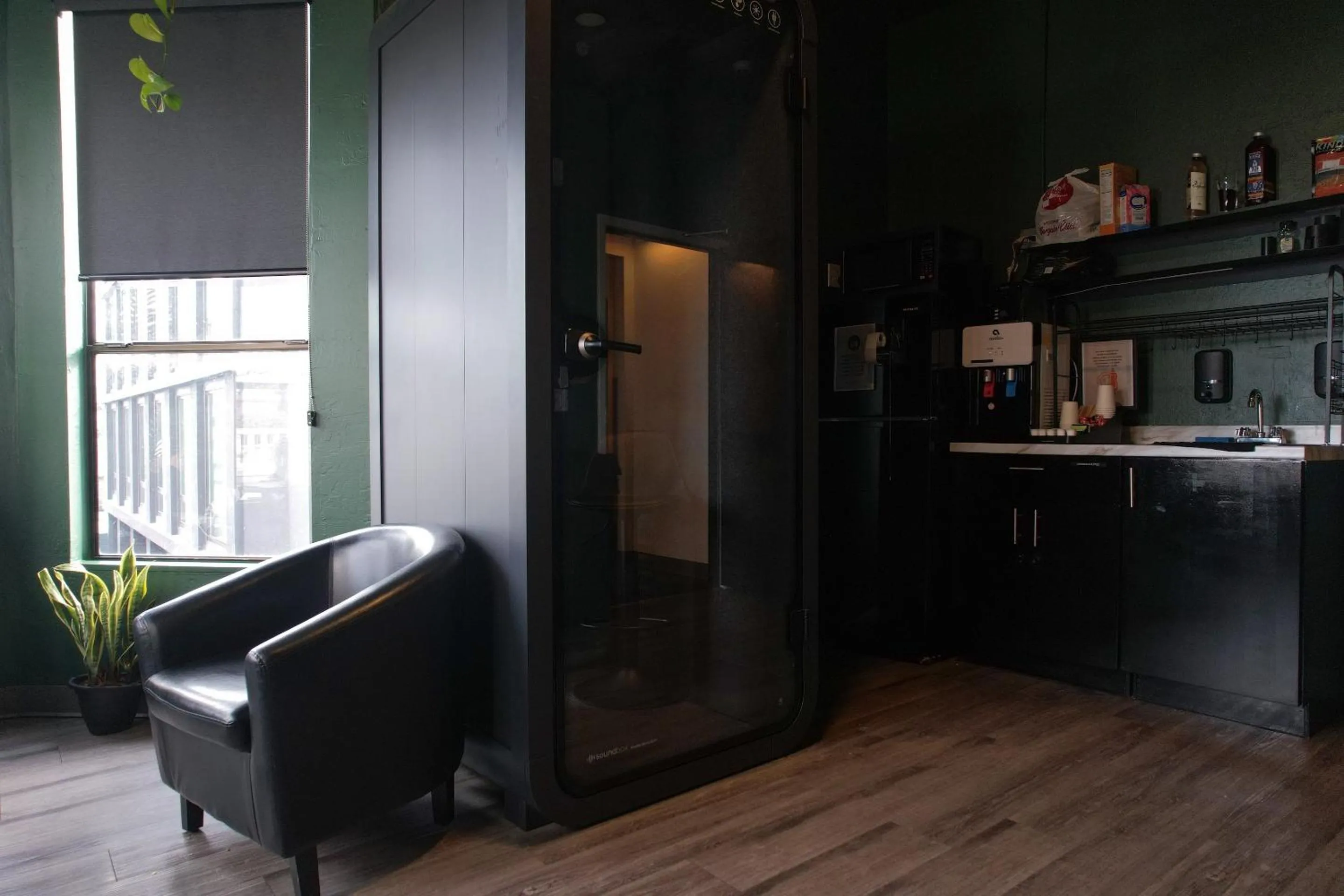 Kitchen or kitchenette in Chapter San Francisco