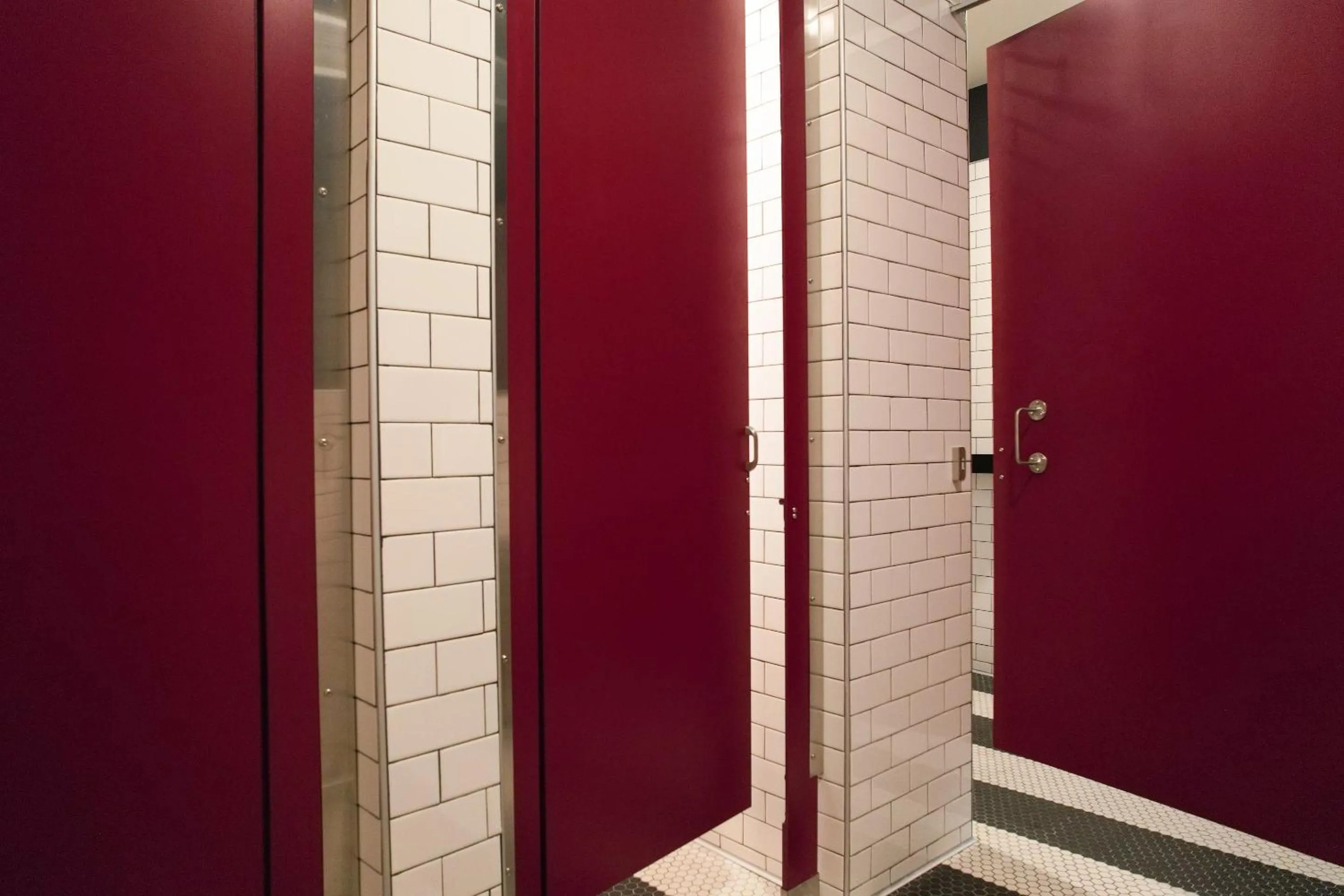 Shower in Chapter San Francisco