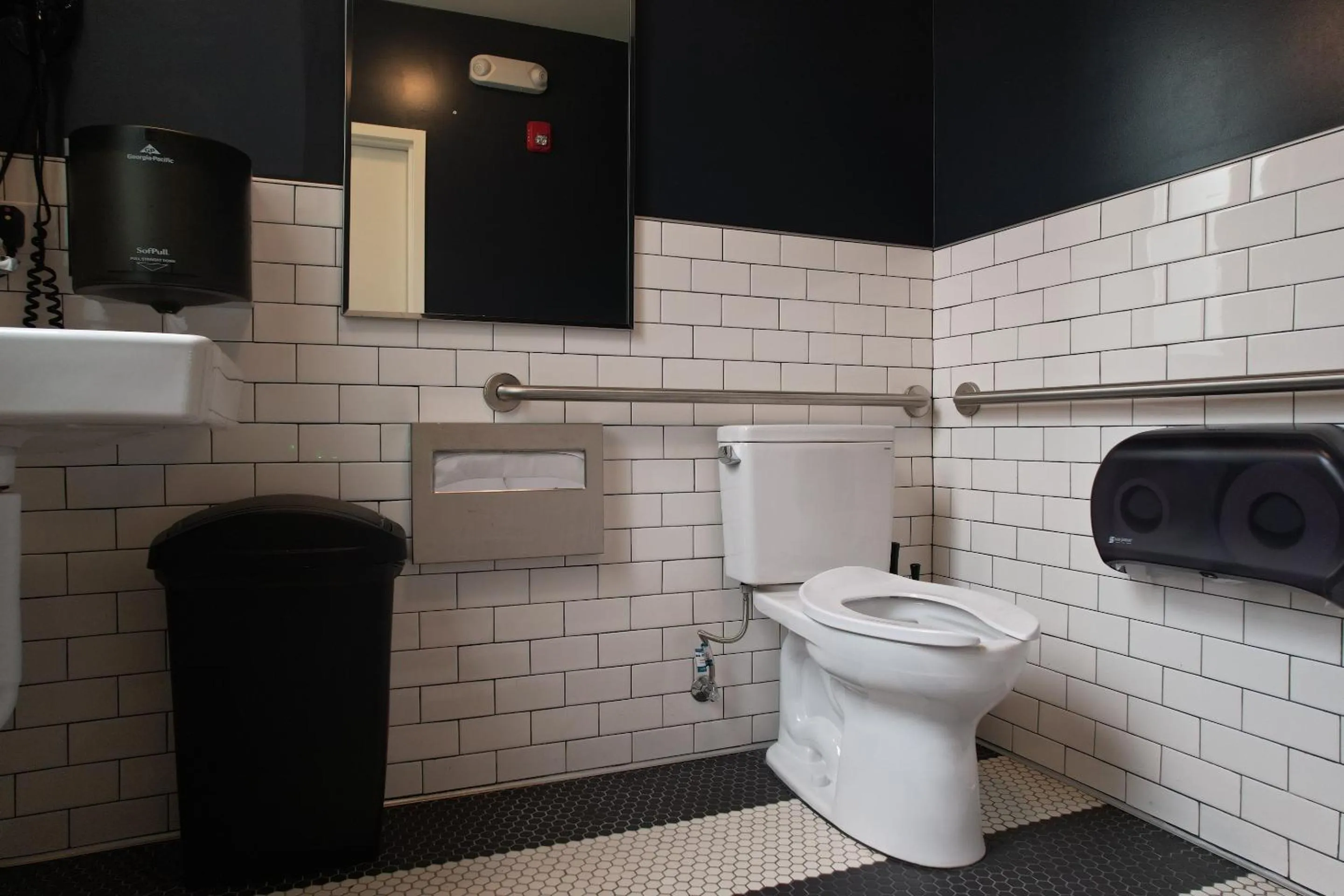 Toilet in Chapter San Francisco