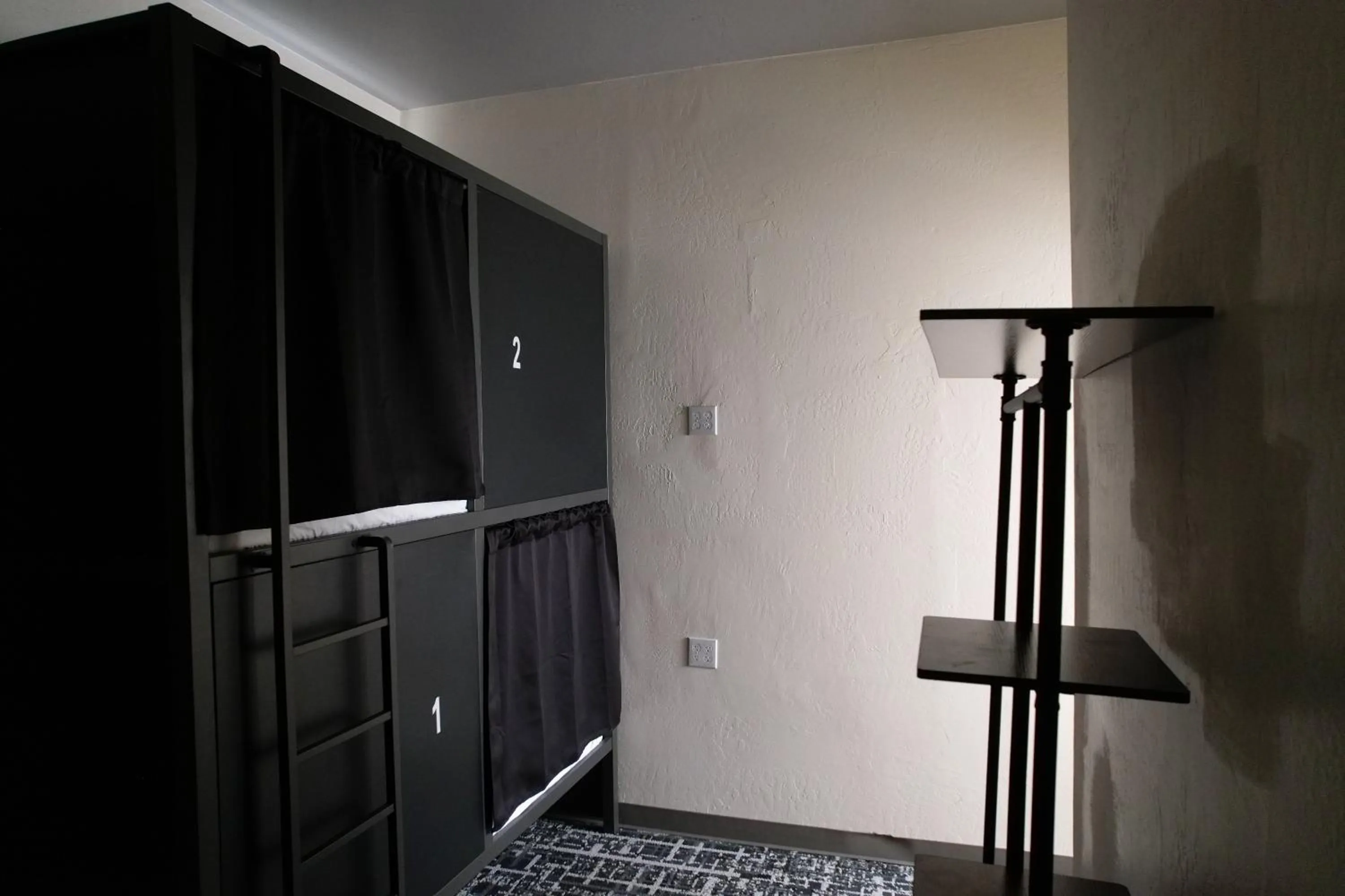 Photo of the whole room in Chapter San Francisco