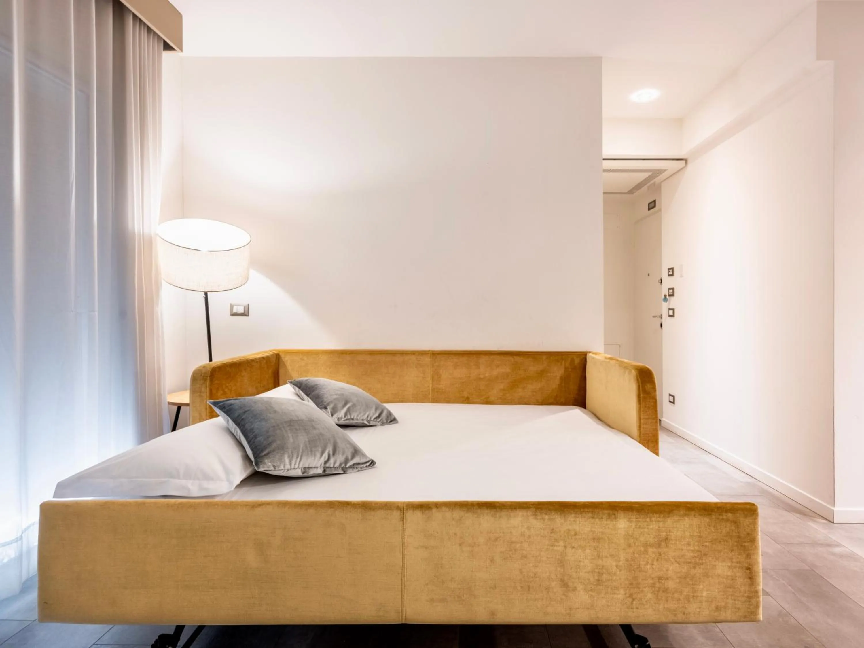 Bed in Venice Green Residence