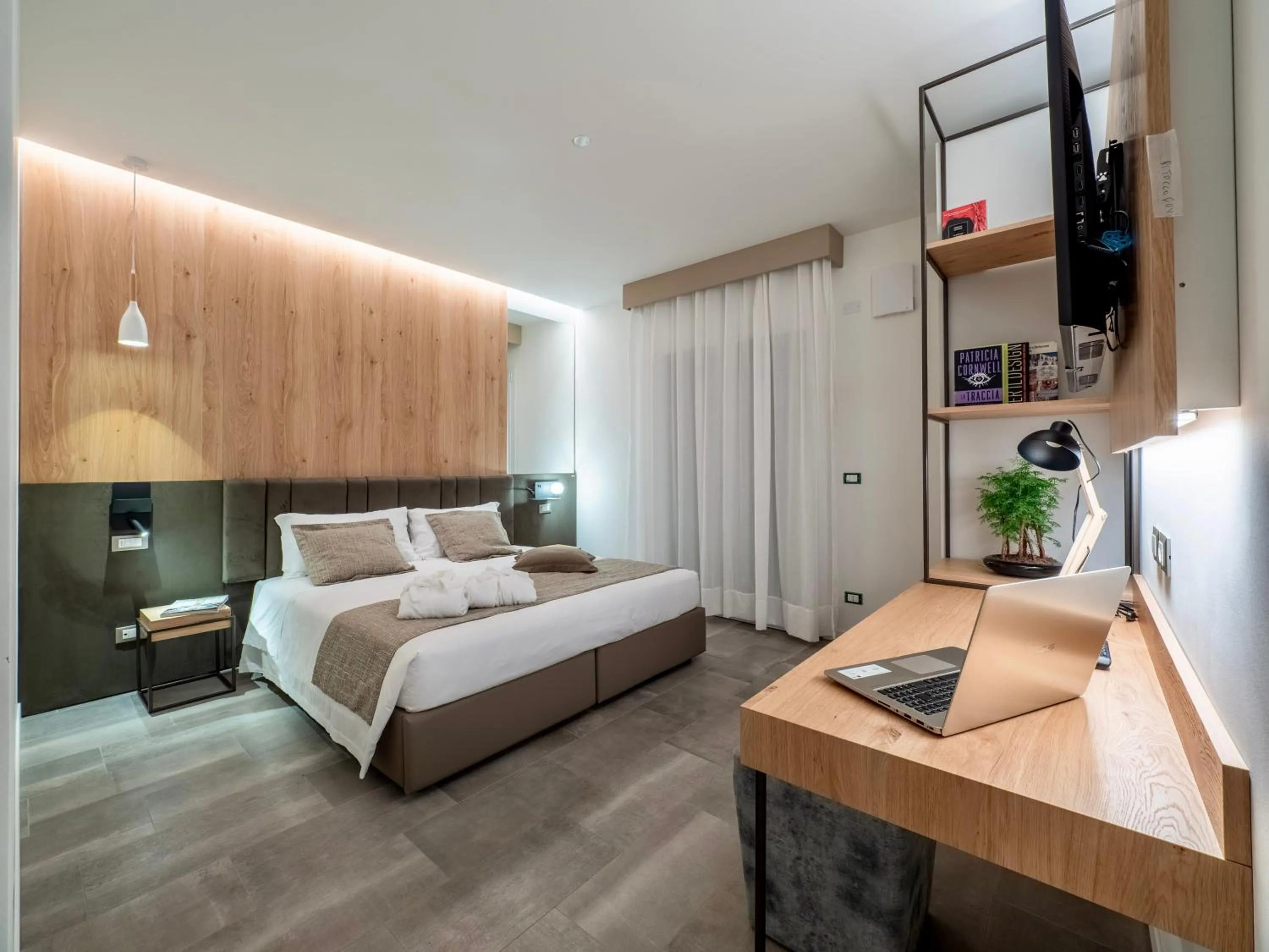 Bed in Venice Green Residence