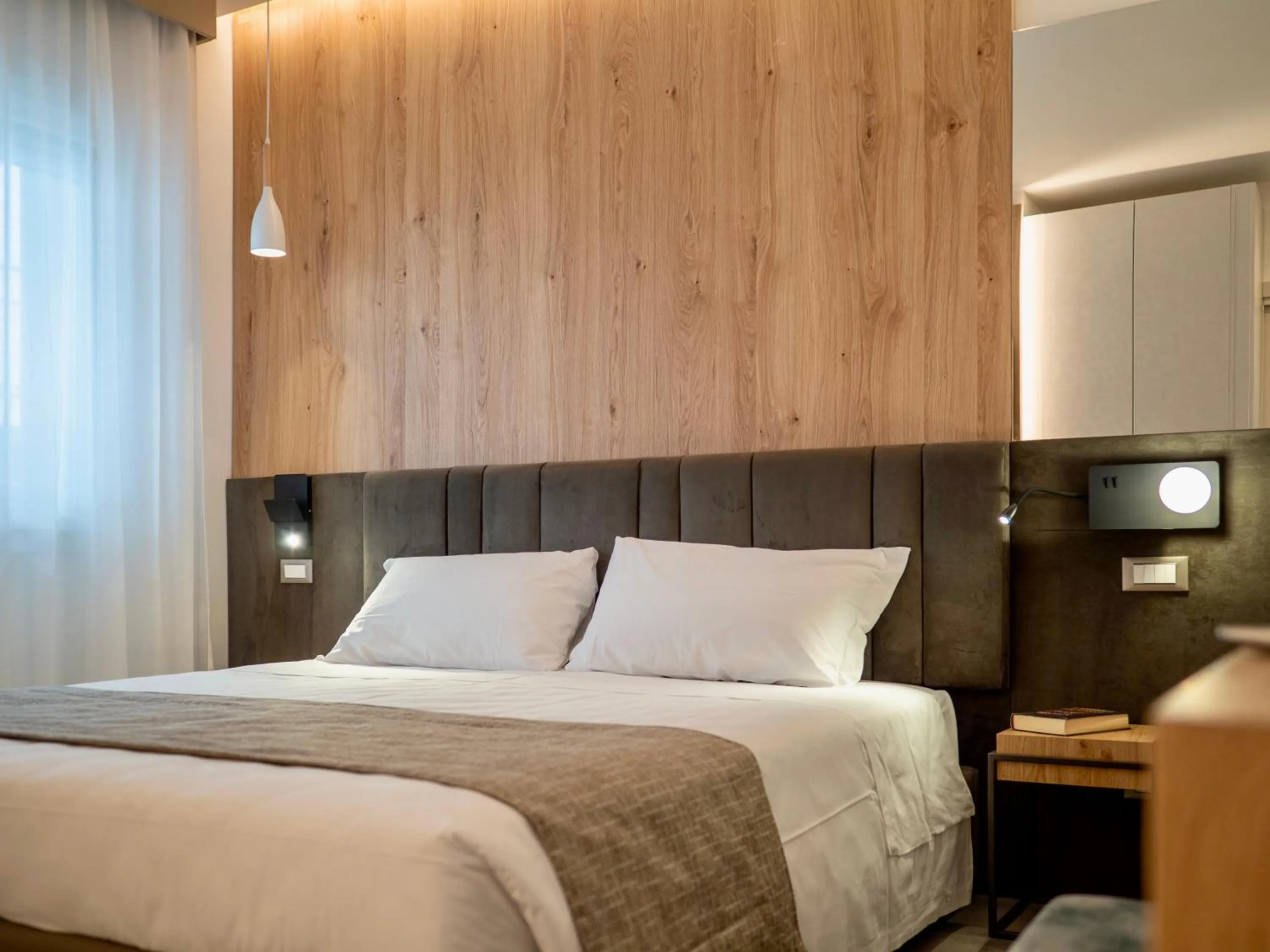 Bed in Venice Green Residence